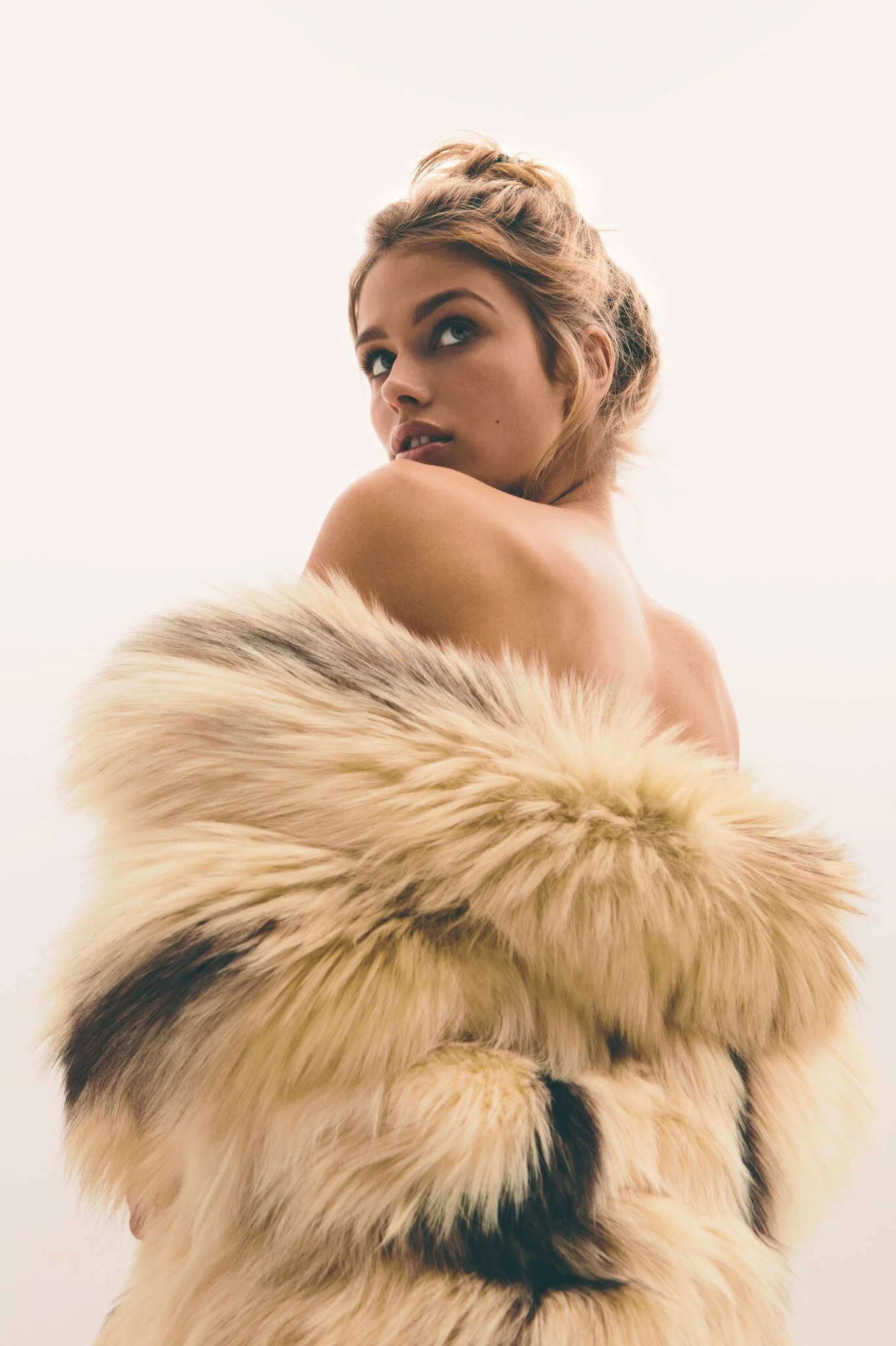 171410_Aubrie_Williams-449-Edit_preview.jpeg