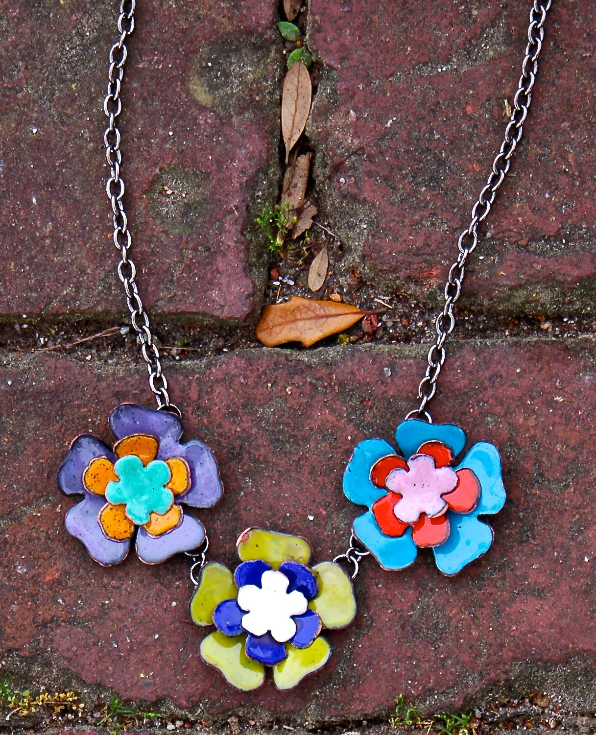 I love these big colorful whimsical flowers they are perfect to dress up solid-color maxi dresses, especially if the dress has a scooped neck. 