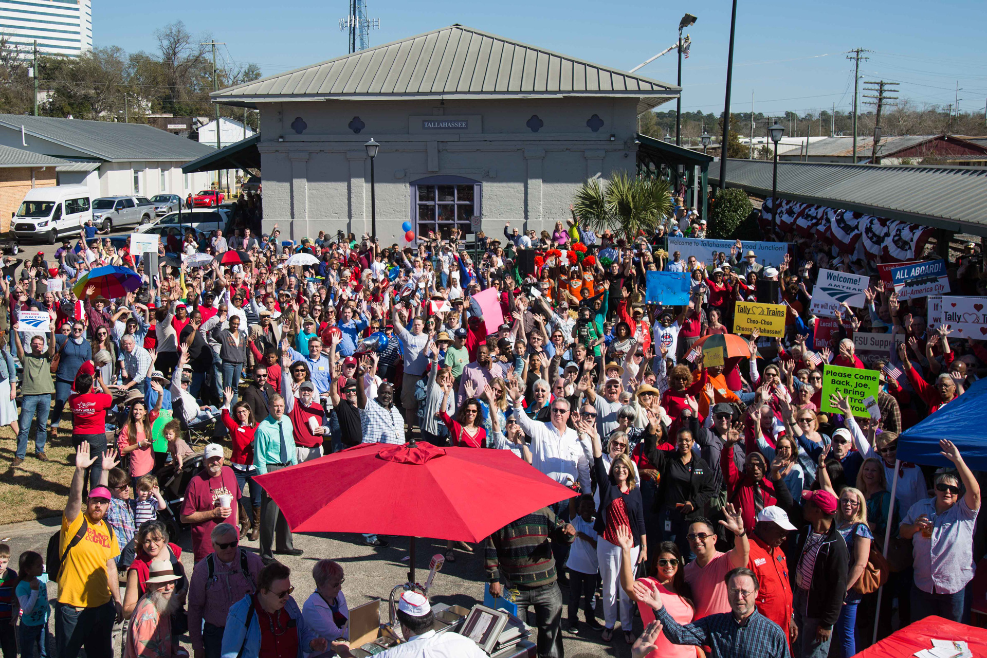 Tallahassee crowds gather for train's arrival | Photo taken by Tim Mueller