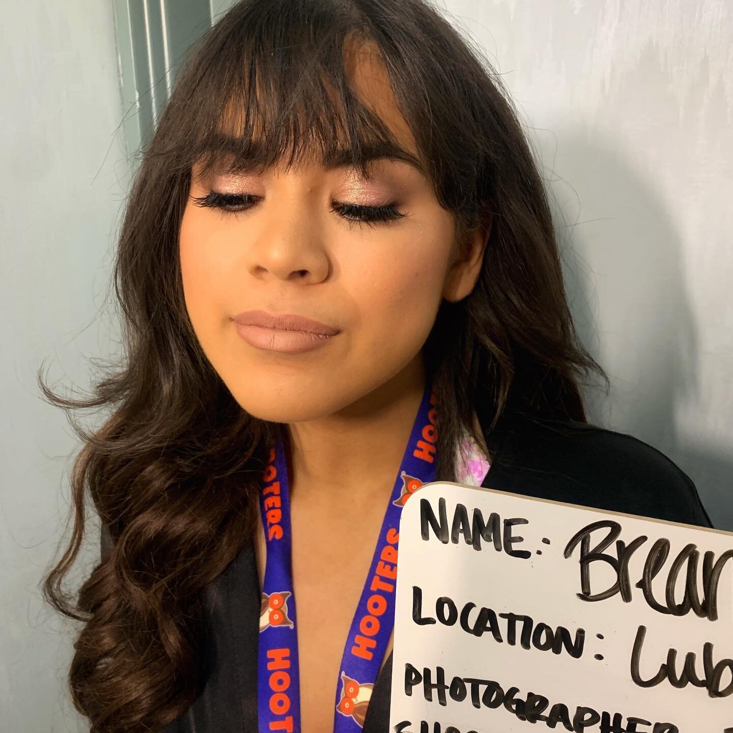 Love this soft, shimmering pinks and matte nude lips look we did on @breannaalexis__ for her calendar shoot at the 2019 #hooterspageant. So dreamy✨😍