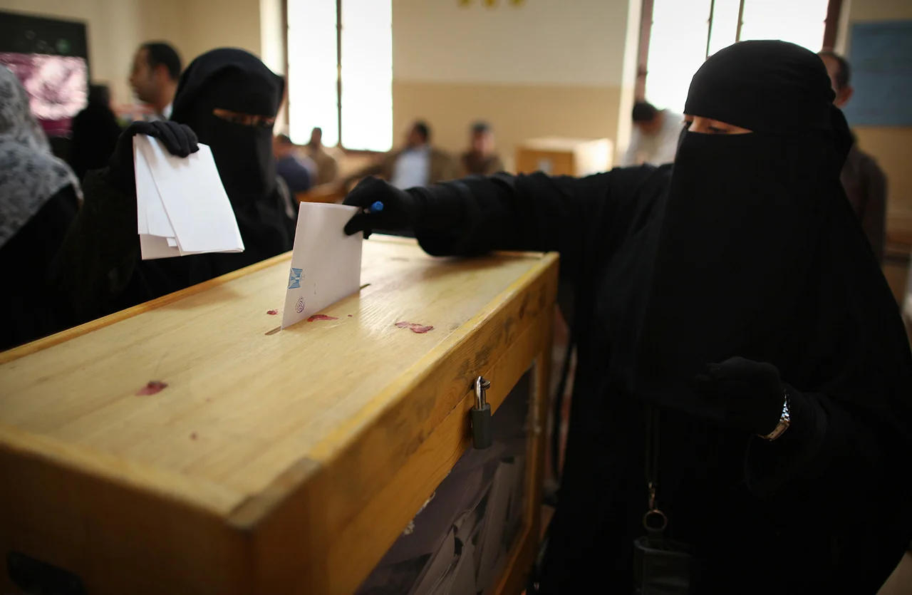 Saudi Arabian Women Officially Voted in the Election