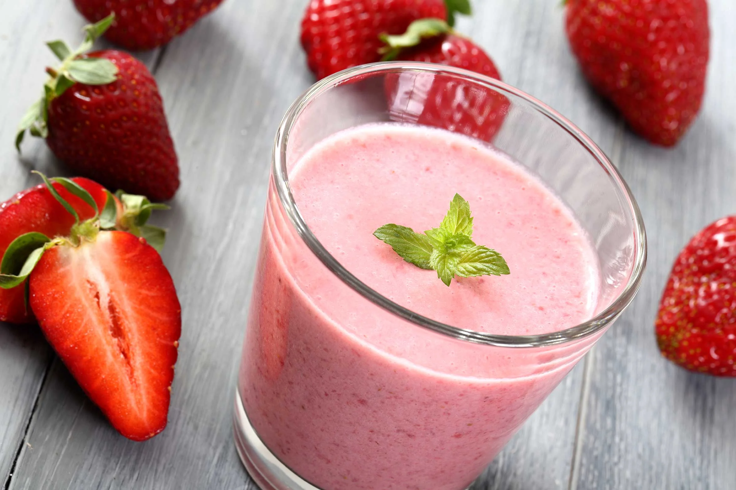 The Secrets To Making A Delicious Strawberry Yogurt At Home