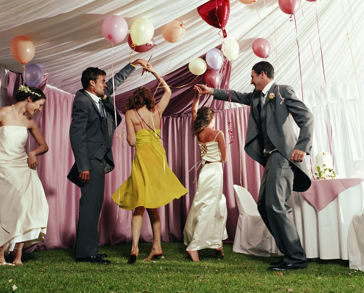 How to Make Your Wedding Perfect for Guests
