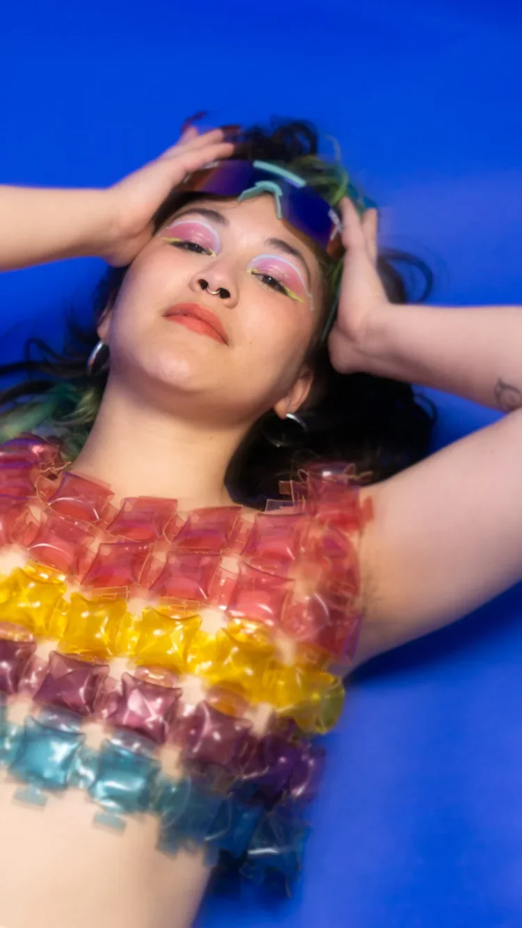 The overlapping of biomaterials research, fashion design, &amp; community-centered education as a multifaceted approach to rethinking fashion's systems