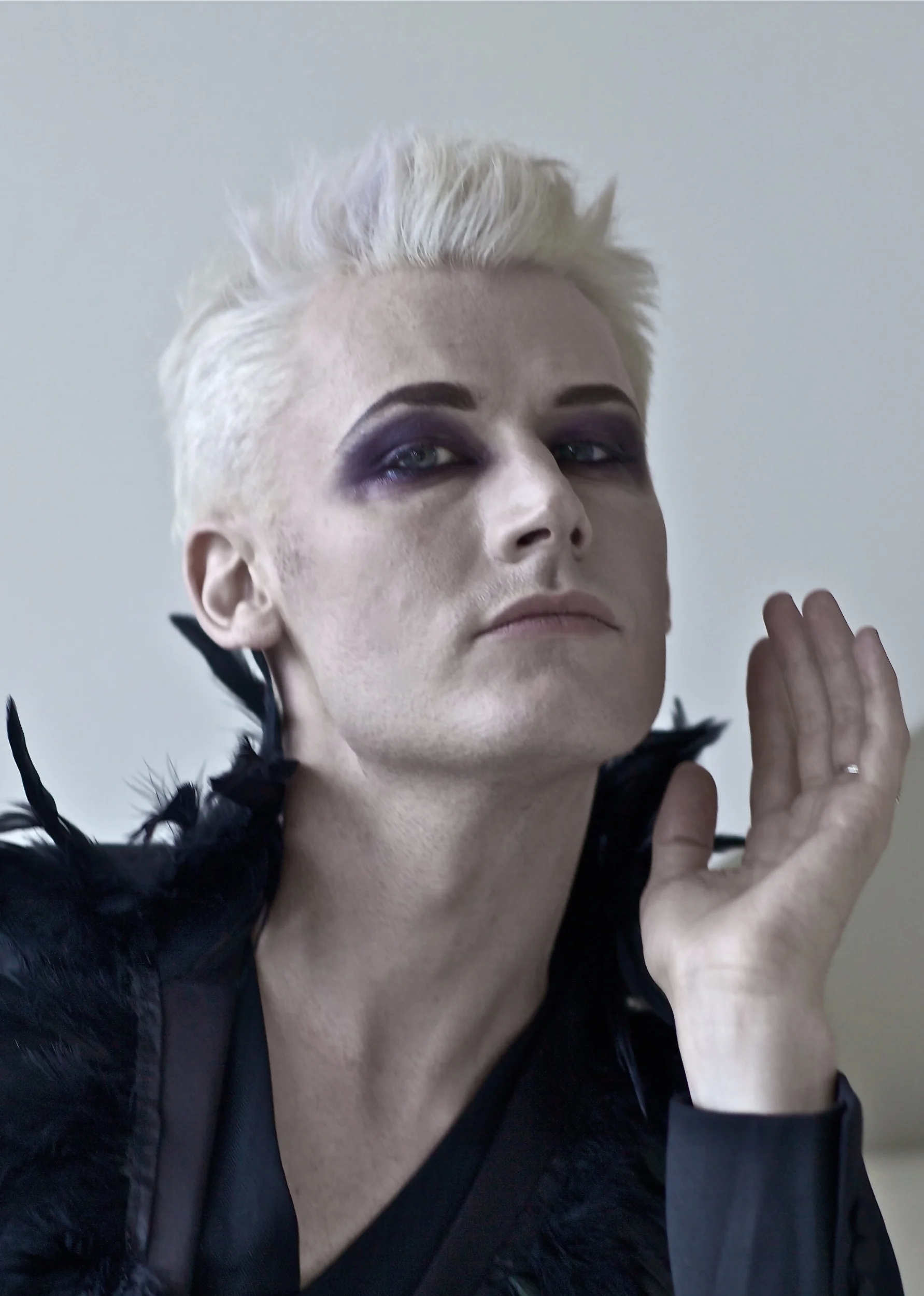 THE PICTURE OF DUSTY LIMITS Dusty drags the skeletons from his closet and drinks them under the table in a show inspired by Wilde's classic novel and dedicated to Decadence and Disillusion. 'Breathtakingly fresh and exciting.' (Hairline) 'A boundlessly charismatic performer.' (The Skinny) 'Simply the best at what he does.' (Edinburgh Spotlight)
