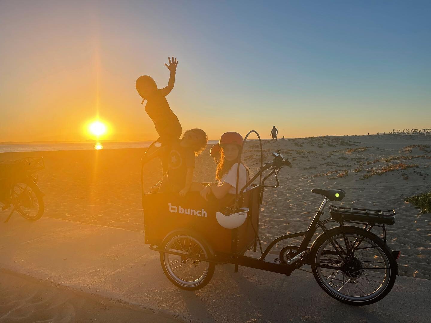 Beach sunset on my @bunchbikes