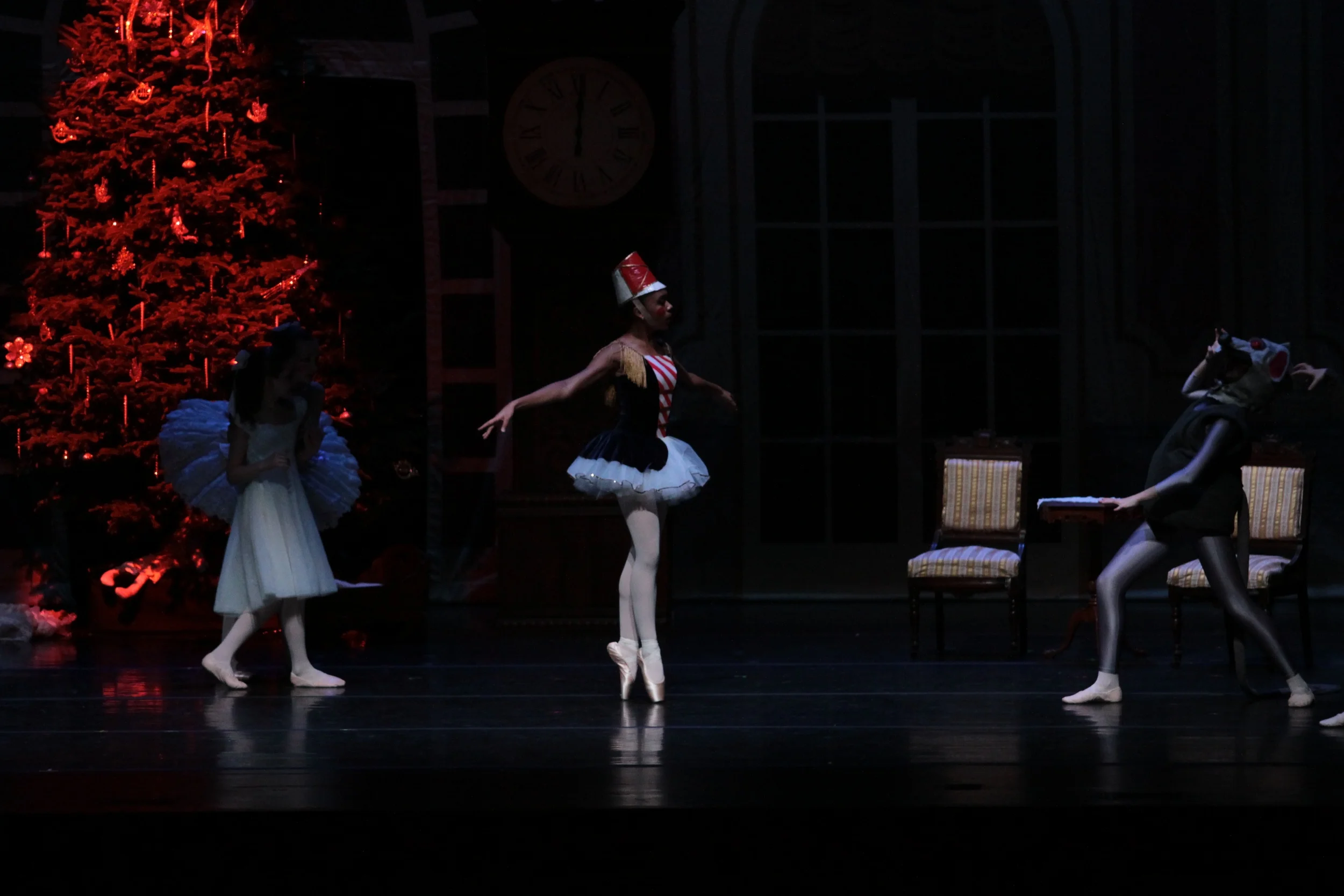 sat-a1s2-nutcracker-023.jpg