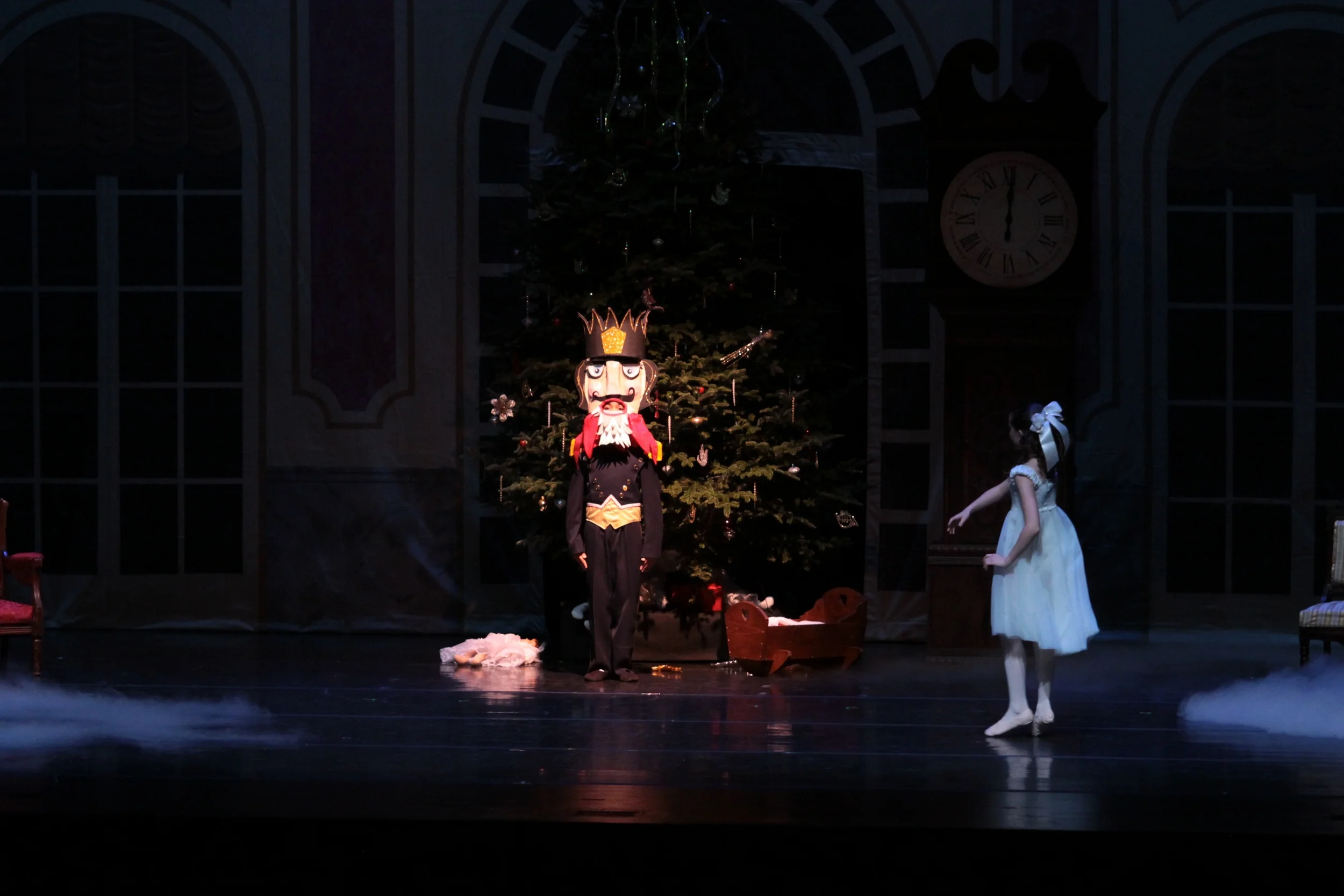 sat-a1s2-nutcracker-034.jpg