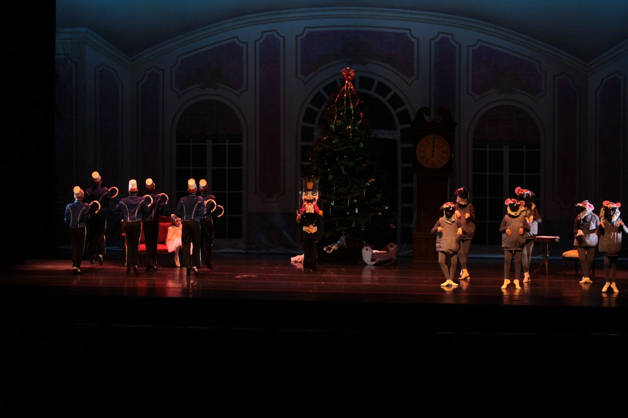sat-a1s2-nutcracker-059.jpg