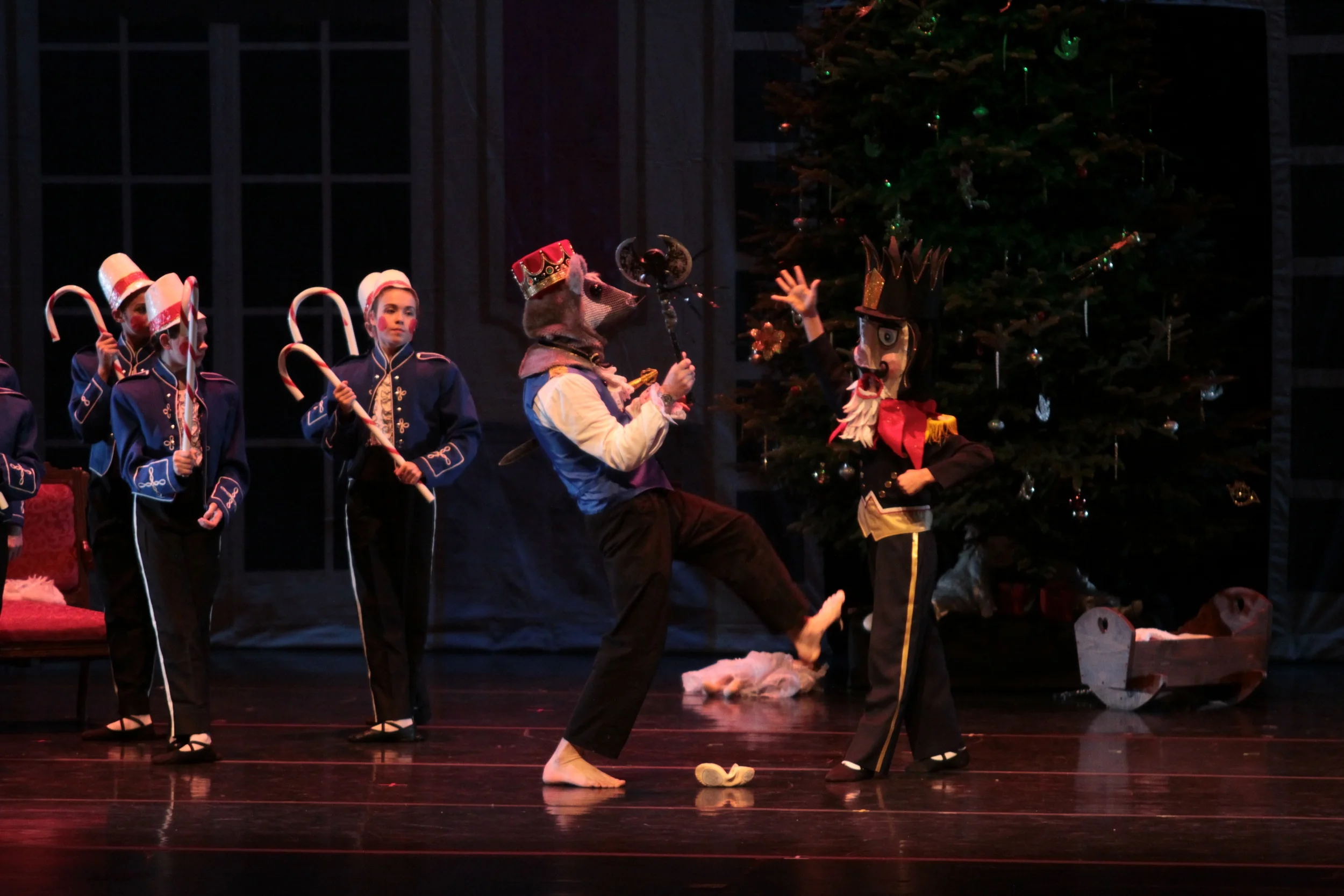 sat-a1s2-nutcracker-093.jpg