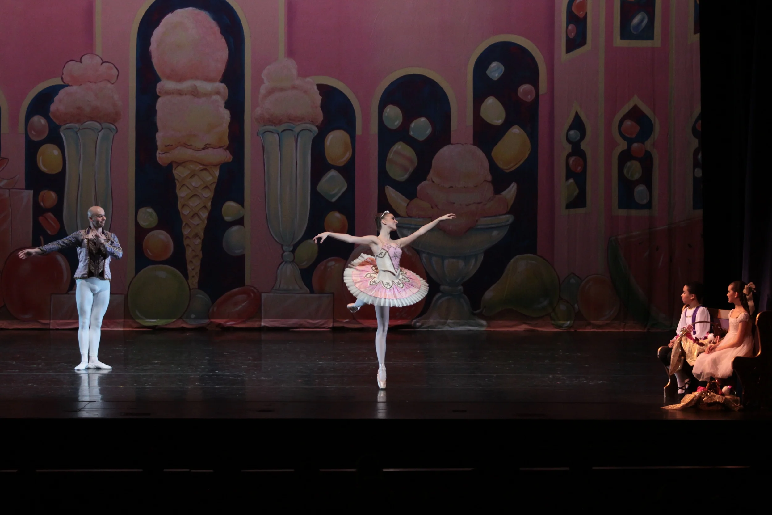 sat-a2s9-snowqueen&king-010.jpg
