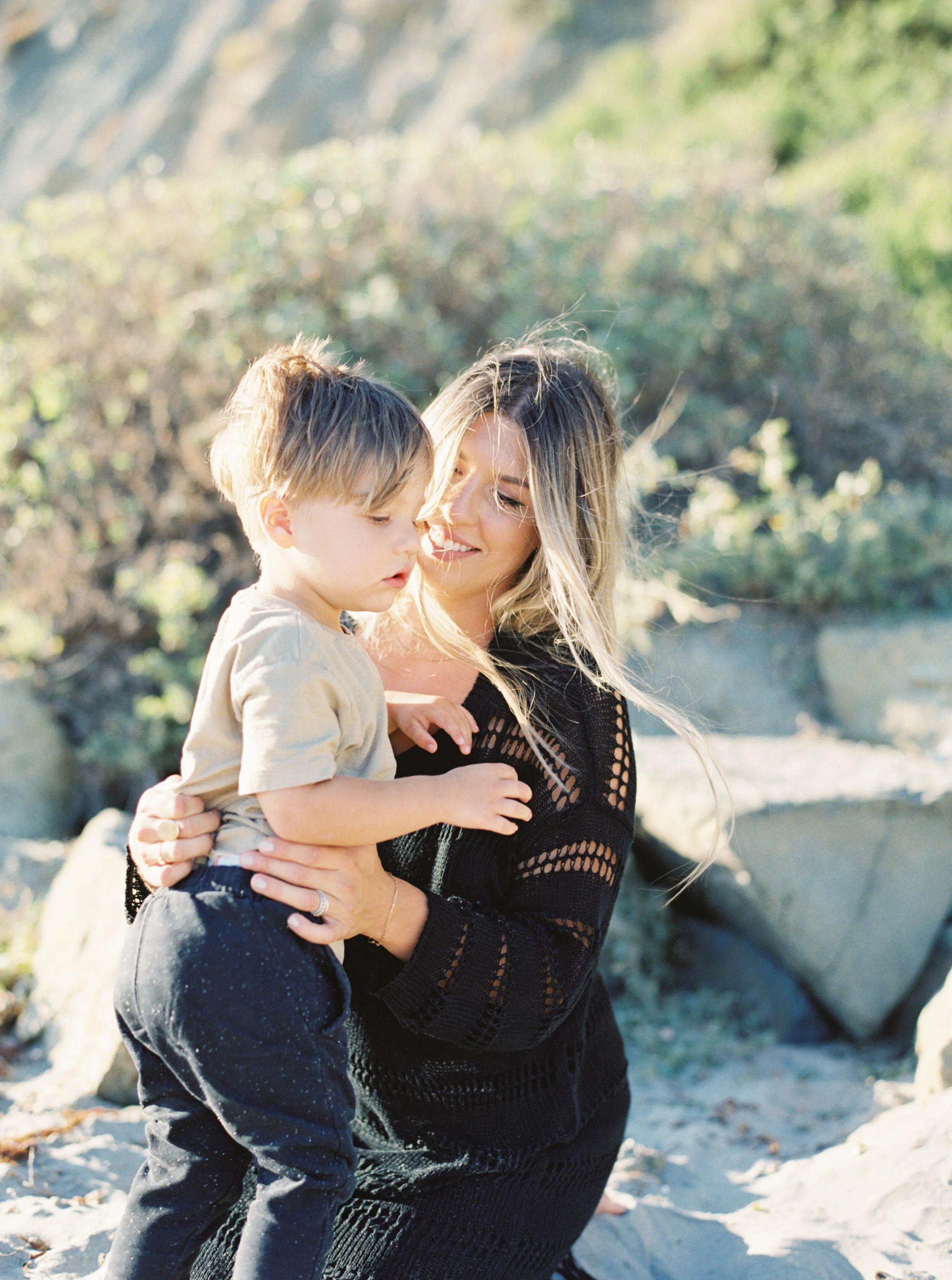 KateKeatingPhotography_LosAngeles_SoCal_Film_Beach_FamilySession152.JPG