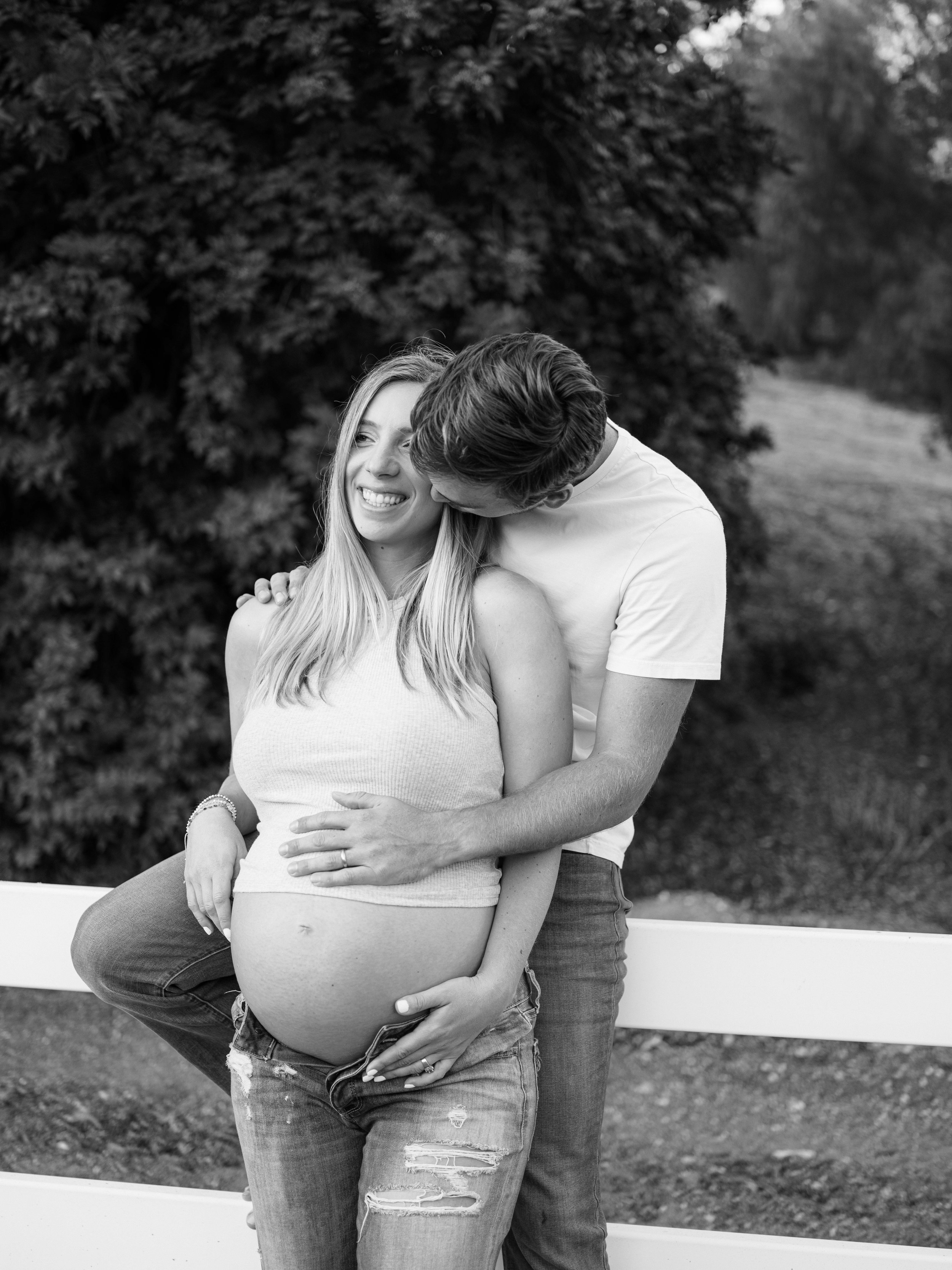 A+C_Maternity_KateKeatingPhotography-157.jpeg