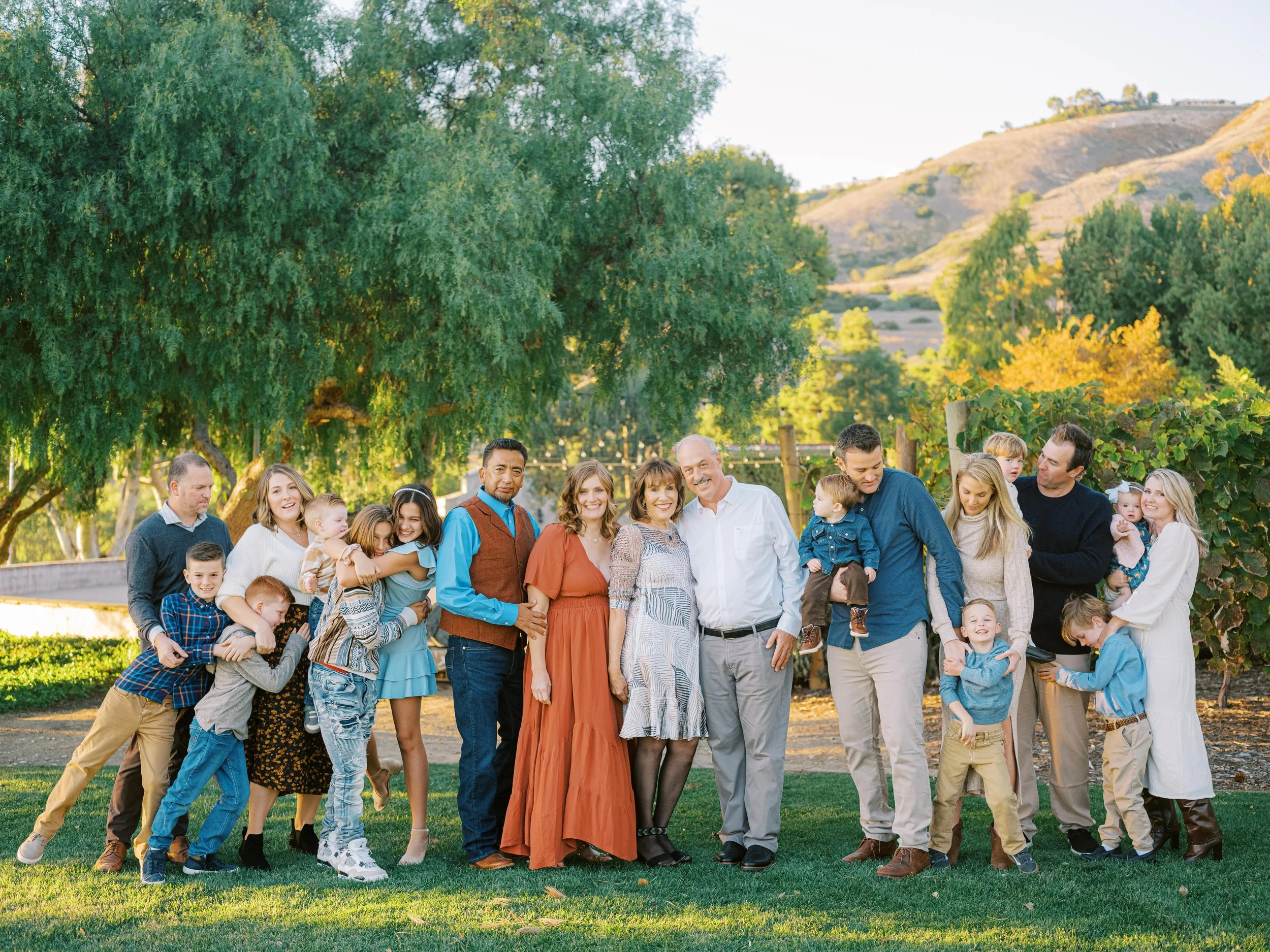 Grzywacz Extended Family Session at Catalina View