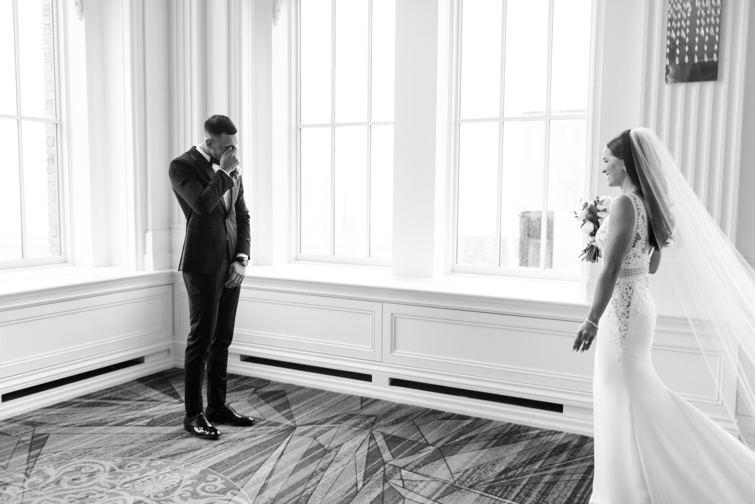 omni-king-edward-toronto-wedding-photographer-soft-airy-photography-shealyn-angus-cassandra-greg-164.jpg