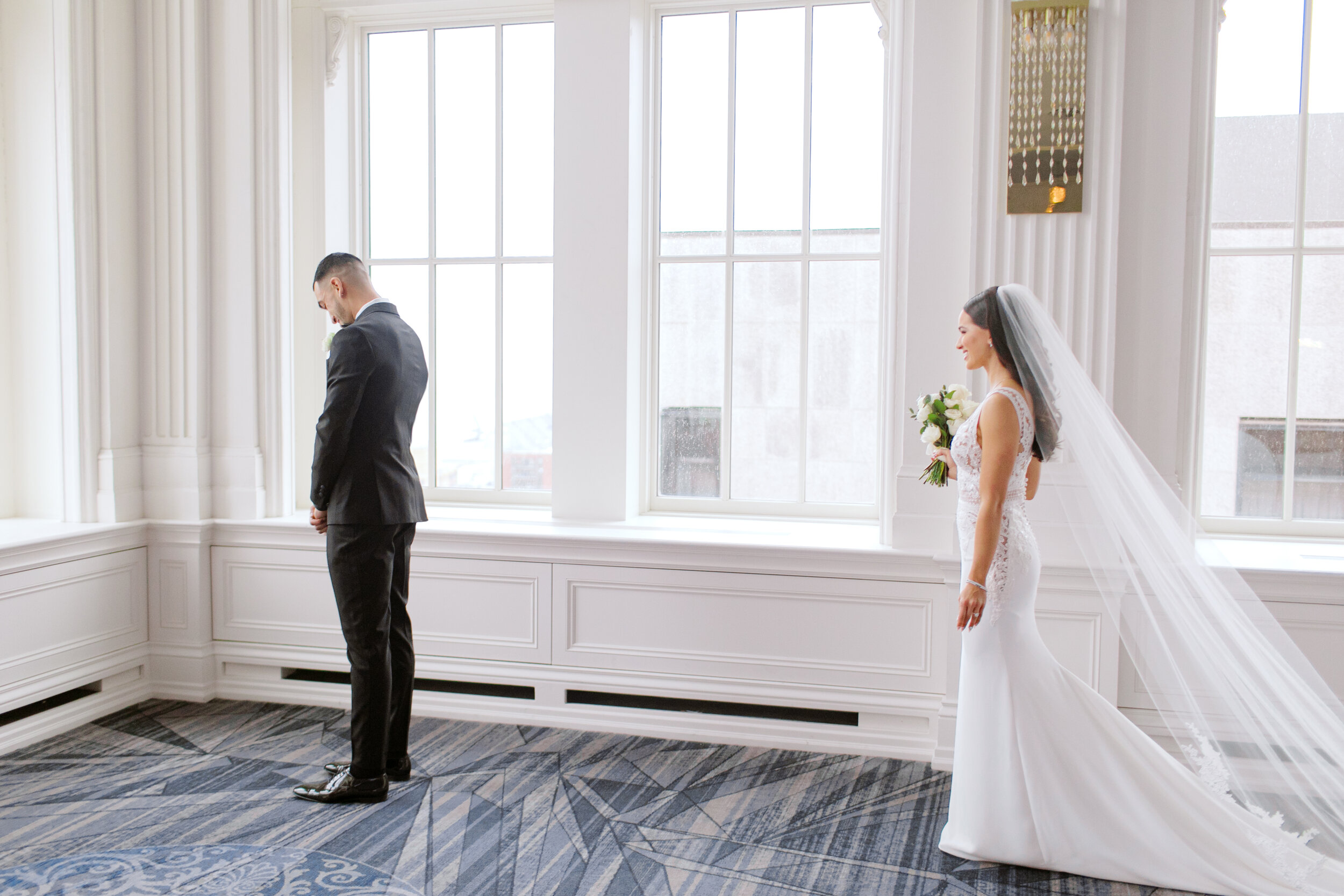 omni-king-edward-toronto-wedding-photographer-soft-airy-photography-shealyn-angus-cassandra-greg-162.jpg