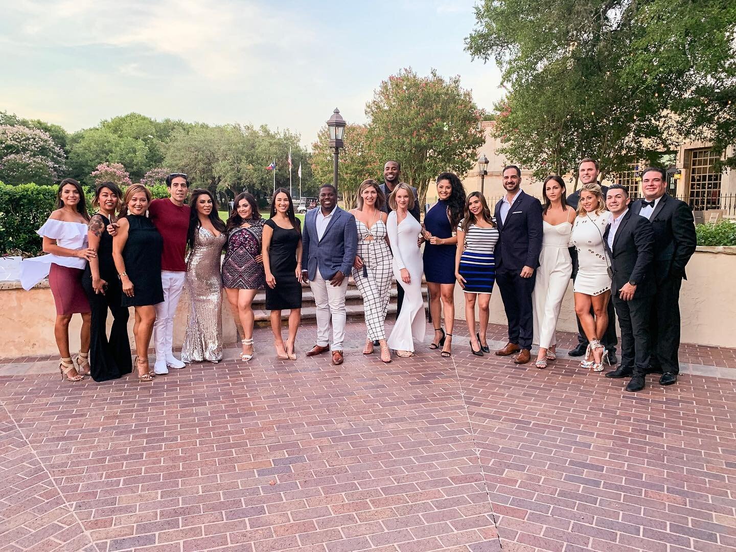 Great charity event yesterday! #squadgoals .
.
.
.
.
.
#sanantonio #business #realestate #team #satx #socialblogger #youngprofessional #mensfashion #lifestyle #blogger #squad #instadaily #sartorial #jpar