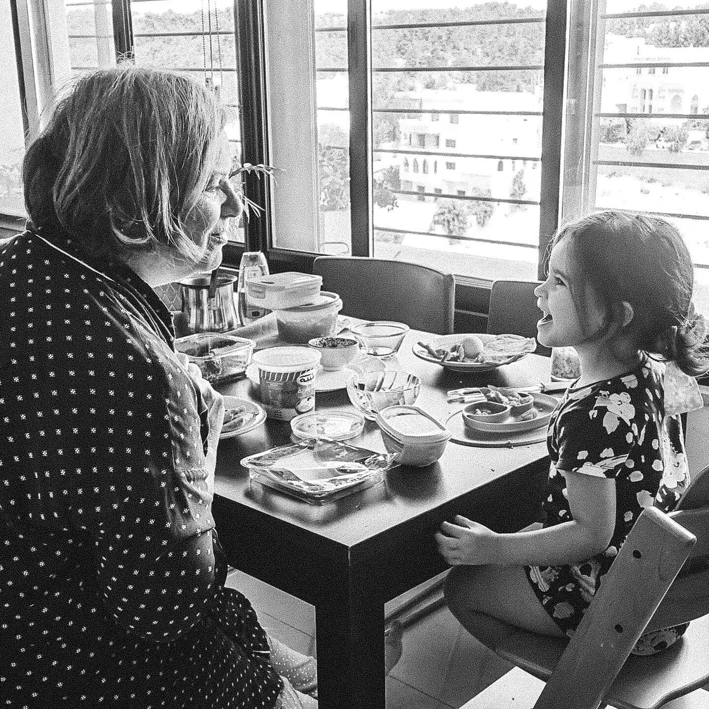 Shes here! Best Eidieh ever ... Ladies are home this morning, taking it slow, enjoying eachothers' company and a leisurely breakfast ...
The men are out doing the Eid round, visiting relatives outside Amman ...

What's your fist Eid day looking like?