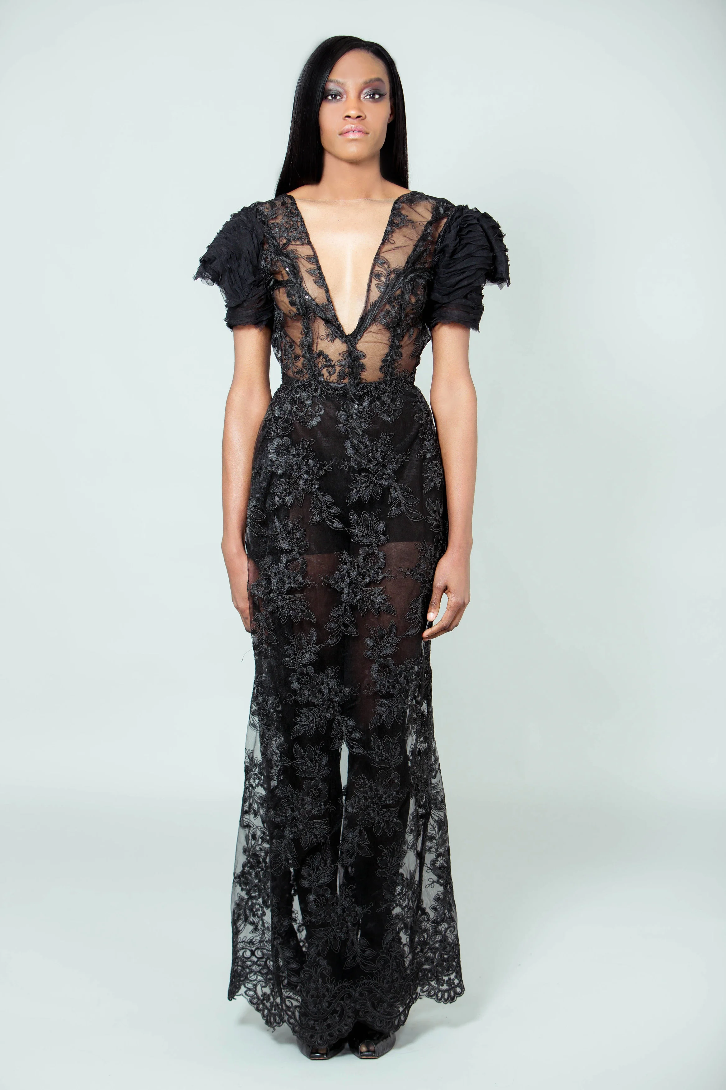 "Madame" Floral Lace Gown w. Ruffled Tulle Tiered sleeves