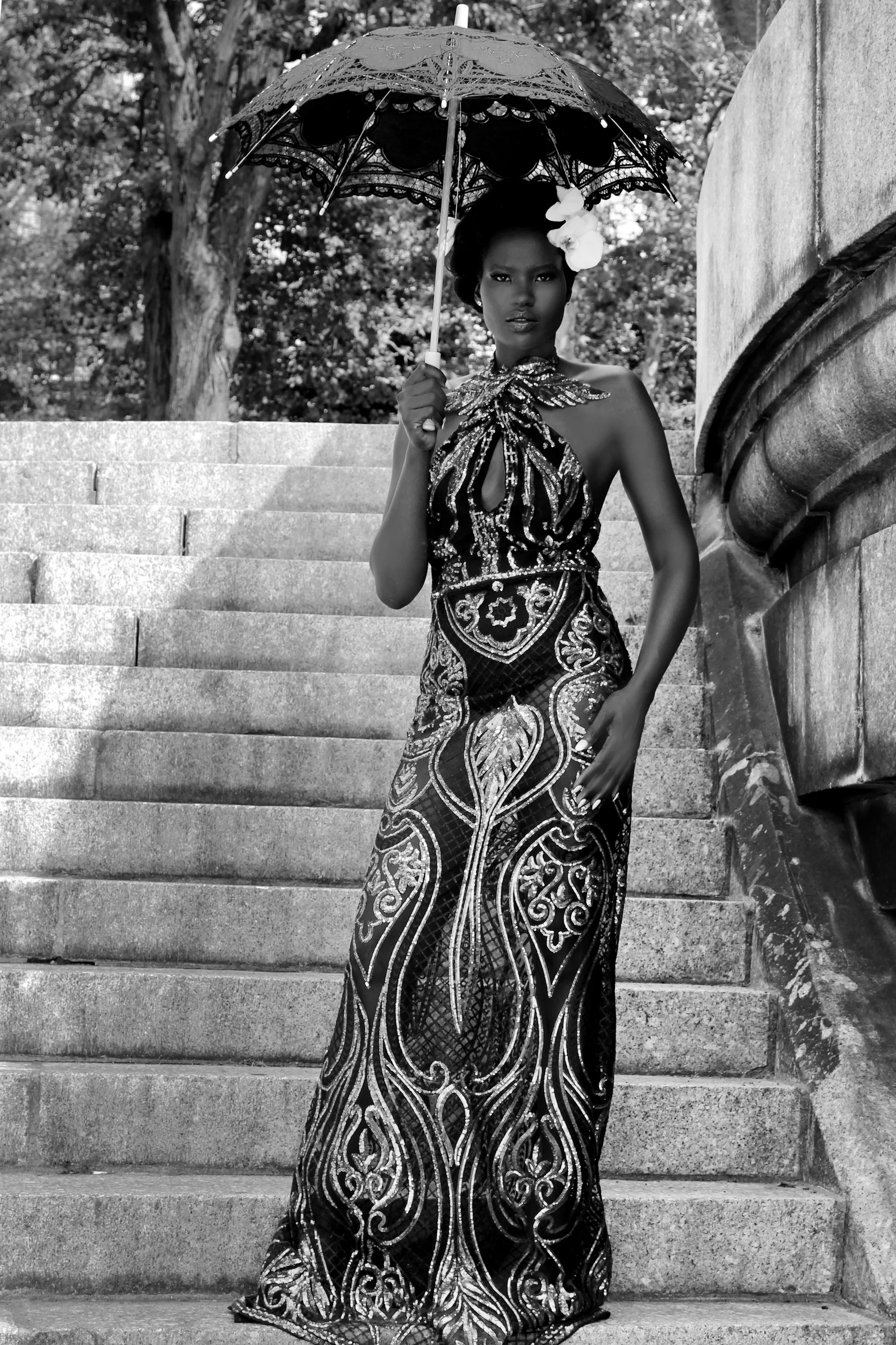 24_alternative gown front_bw.jpg