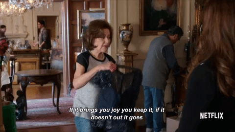 emily-gilmore-konmari-gif.gif