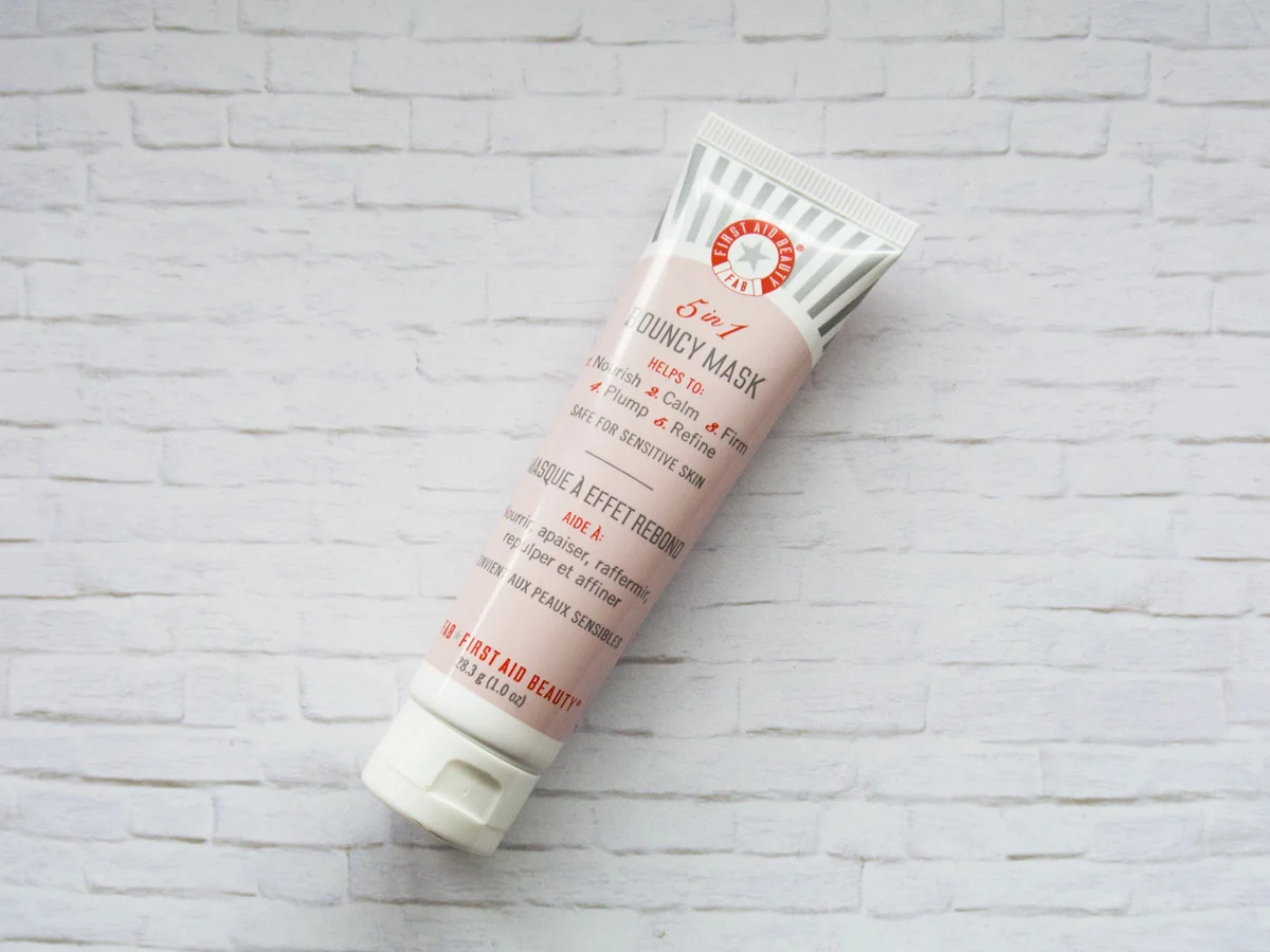 First Aid Beauty 5 in 1 Bouncy Mask Review