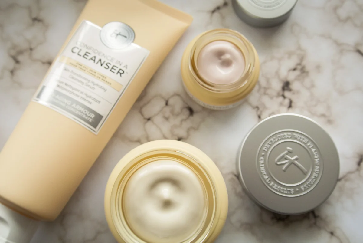 It-Cosmetics-Confidence-Skincare-Swirl-2.jpg