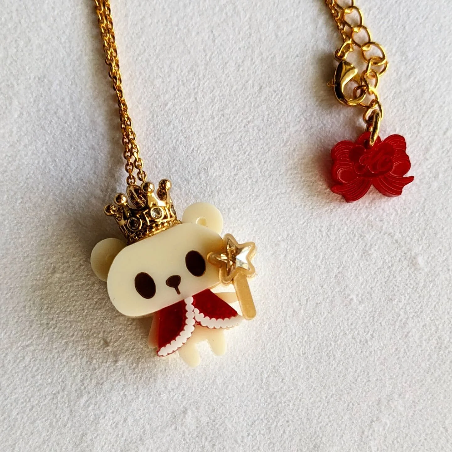 What's making me happy today? Prince Kuma from @kumacrafts! I got this adorable little dude just about a week ago and have worn it almost every other day! Even though the only person who sees this is @thecjm and anyone at work who spots it on our lit