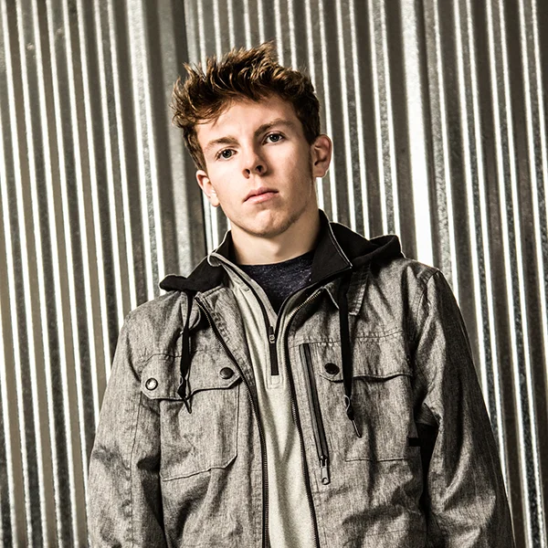 Senior Portrait Lake Oswego.jpg
