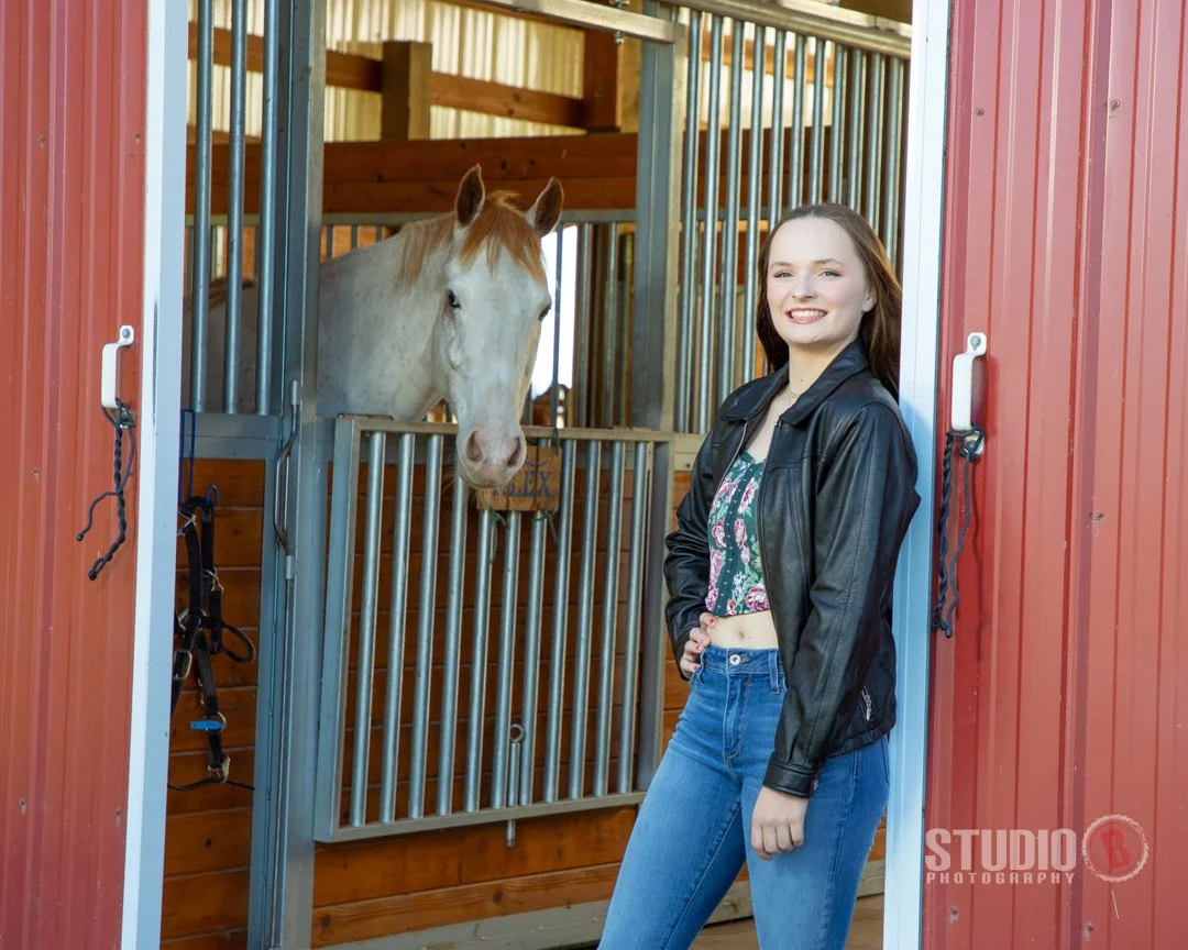 High school senior portrait with horse at barn stable - creative destination senior photography by Studio B Photography Lake Oswego Portland Oregon