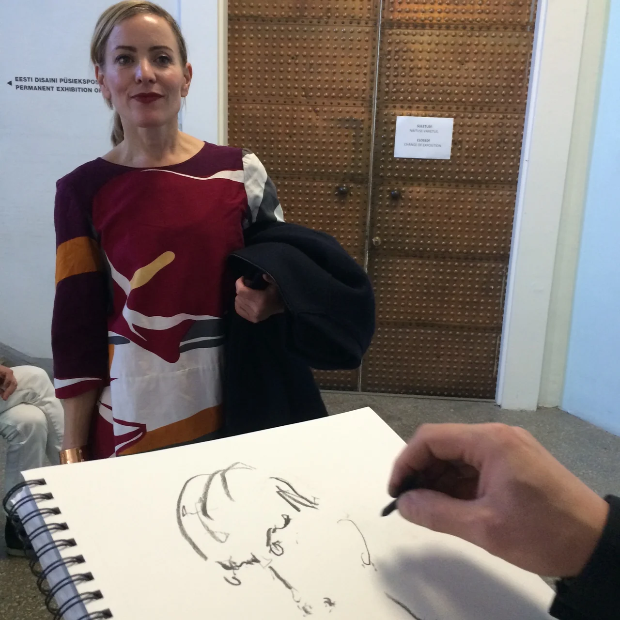 Drawing fashion illustrator Stina Persson's portrait 