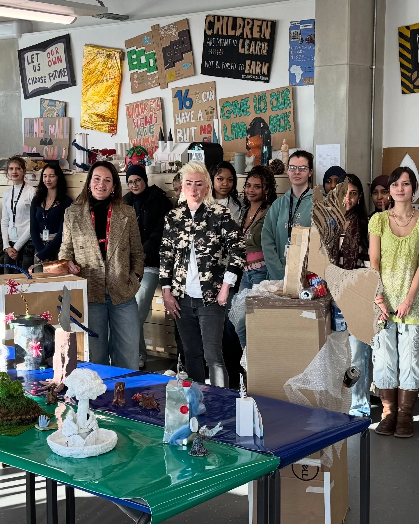Delighted to be invited back to Richmond Upon Thames College to judge the Art and Design students&rsquo; public sculpture and Fine Art designs with Emma Tolhurst from @solarcommunityofficial (Save Our Lands and River). I was blown away by the student