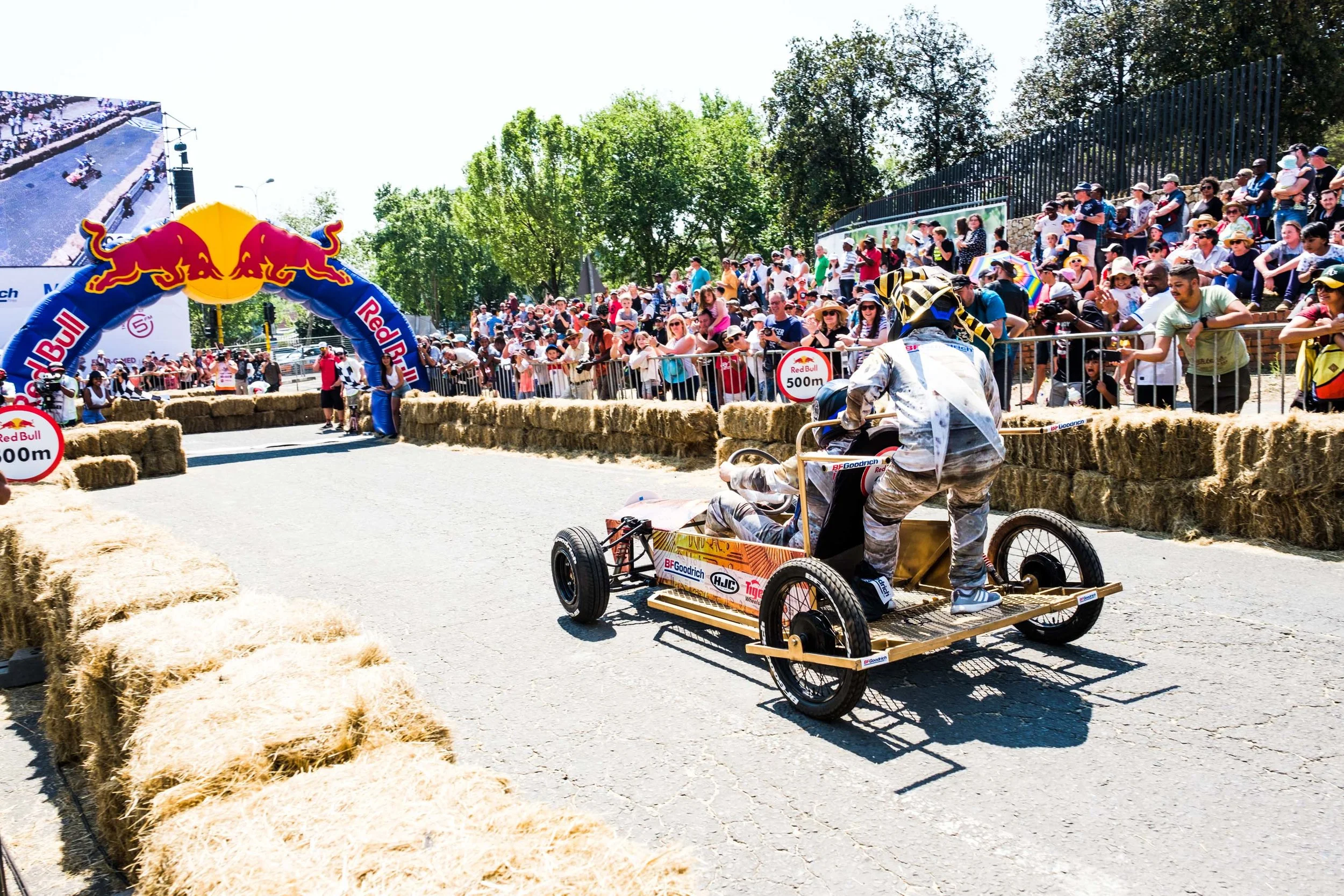 MM_180916_Box Cart_0537.jpg