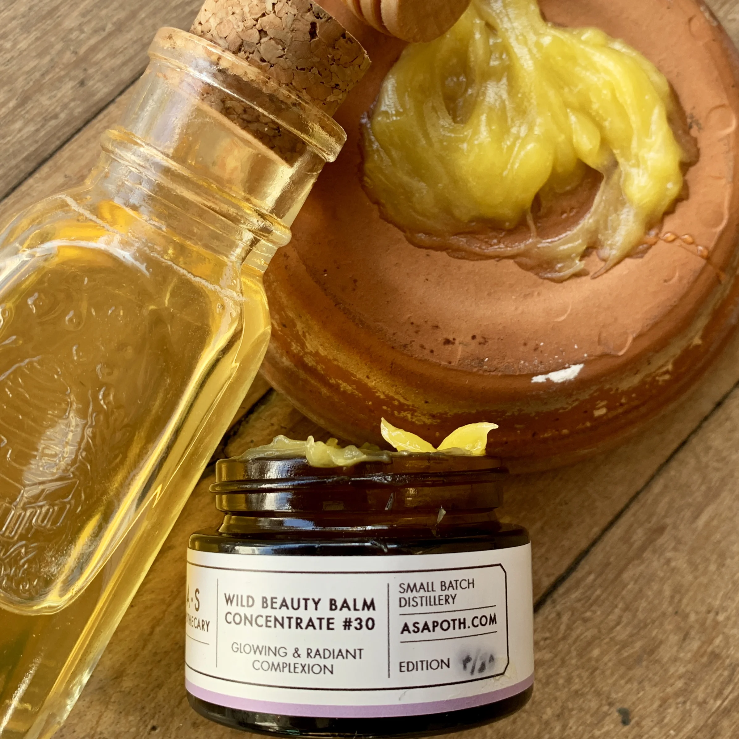 A.S.APOTHECARY Raw Honey with Wild Beauty Balm for a profundingly moisturising and healing facemask and a glowing complexion