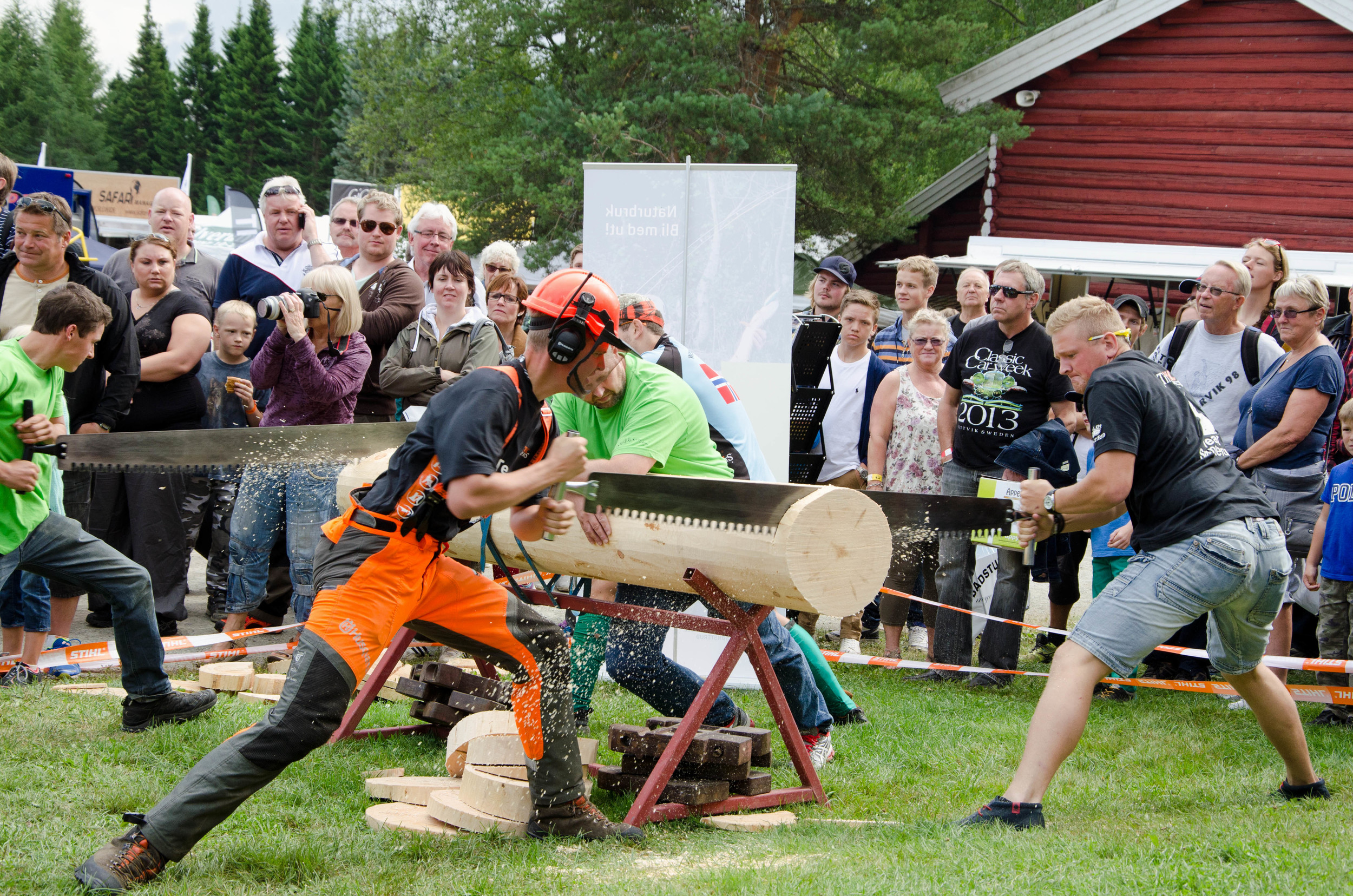 Aktivitetene står i kø under De Nordiske Jakt- og Fiskedager på Elverum i dagene 6. til 9. august 2015.&nbsp;Foto: Bård Løken, NSM&nbsp;