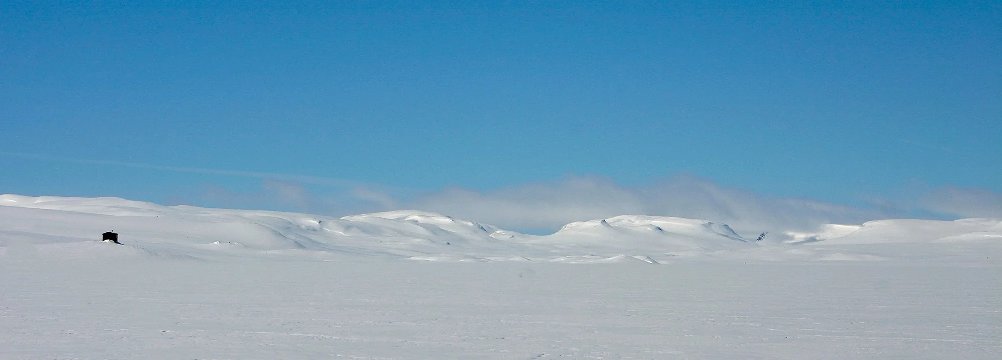 Hardangervidda nasjonalpark: frå Langavatn mot Sildabudalen og Lægreidsnutane. Foto: Kjell Bitustøyl