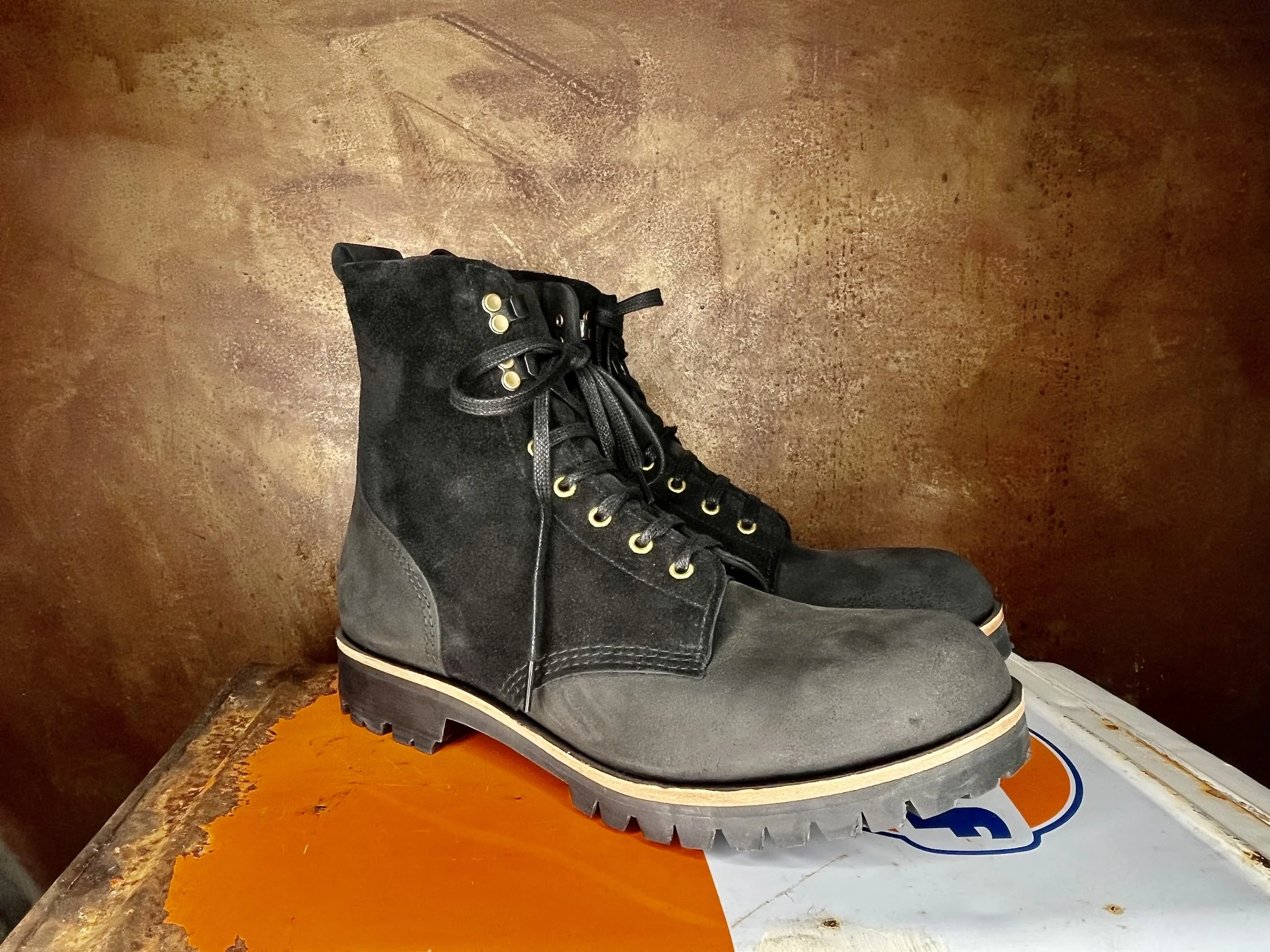 Bolt Boots 