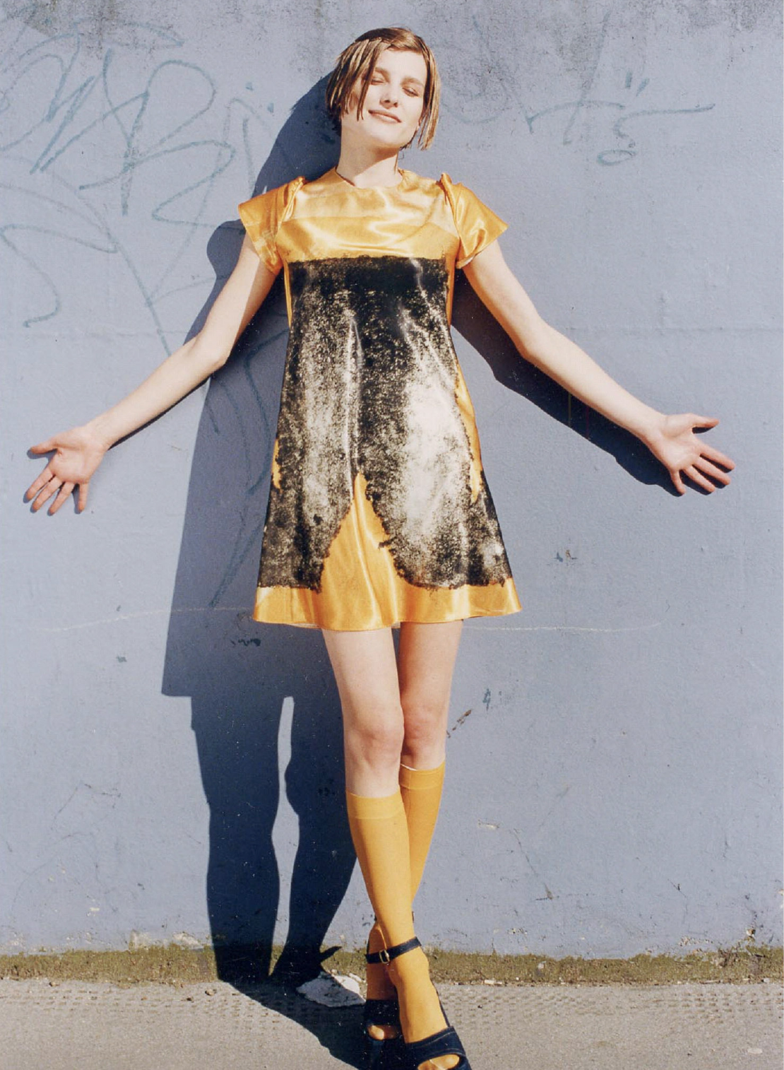 Upside-down Jumper Print Dress (1994), photo by Gavin Fernandez