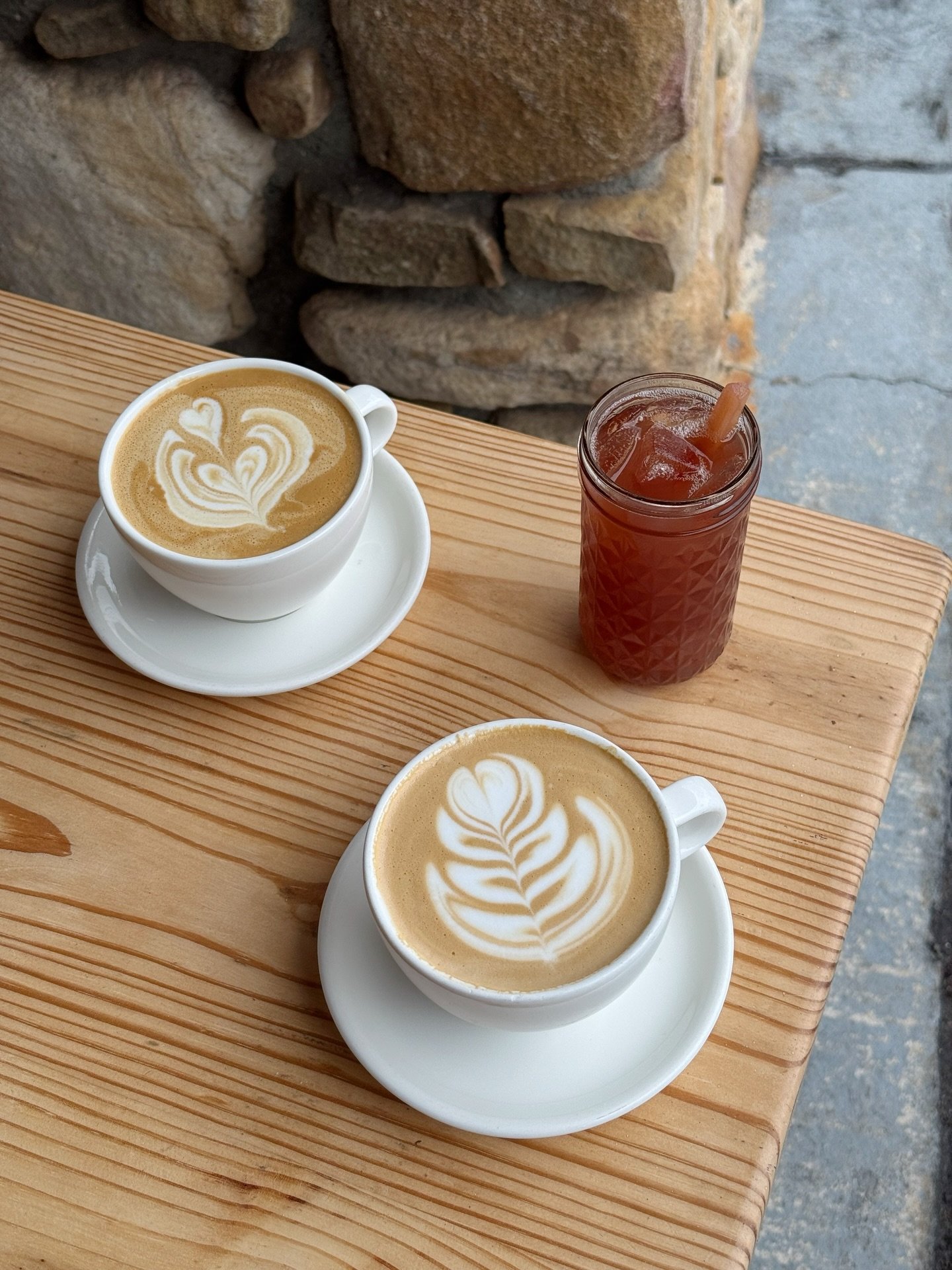 WINTER MENU DROPPED TODAY ❄️ let&rsquo;s give it up for the drinks! 

PONCHE - starting off with a fun new one for ya. Eddie whipped together this delightful traditional Mexican holiday spiced punch. A few hours of simmering guava, pineapple, pear, a