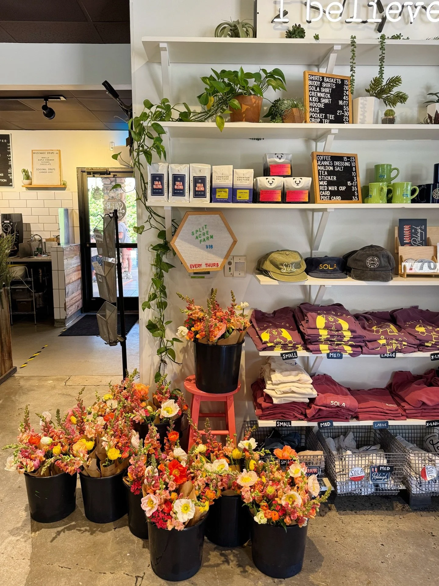 Flower bouquets are soooo dreamy this week!!!! The shop is springing hard this week, come hang &amp; snag &lsquo;em quick 🌸 WE! LOVE! @splitacrefarm!