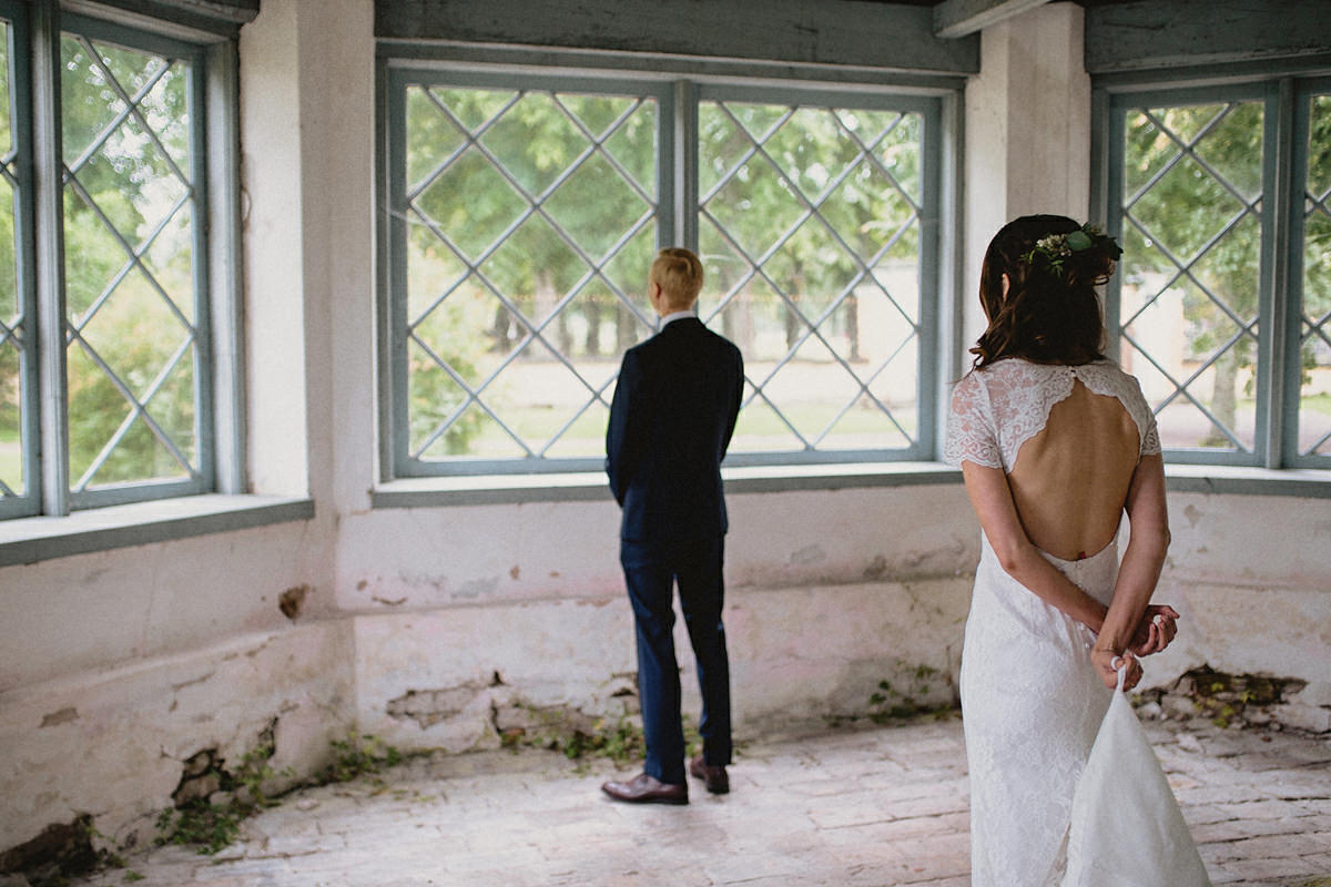 Bride entering the first look