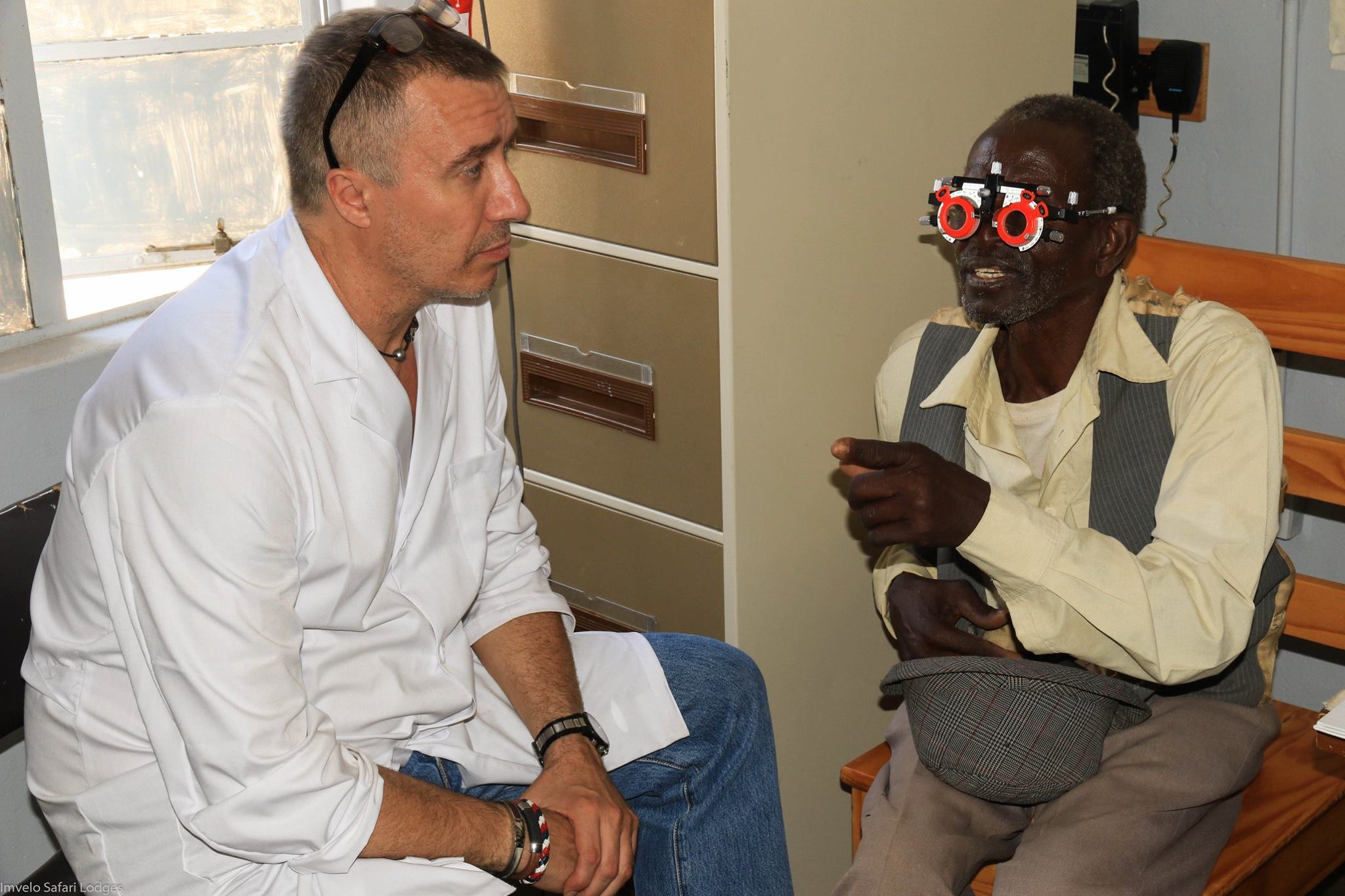  Pablo, an ophthalmologist and newest member of our team, treating a patient. 