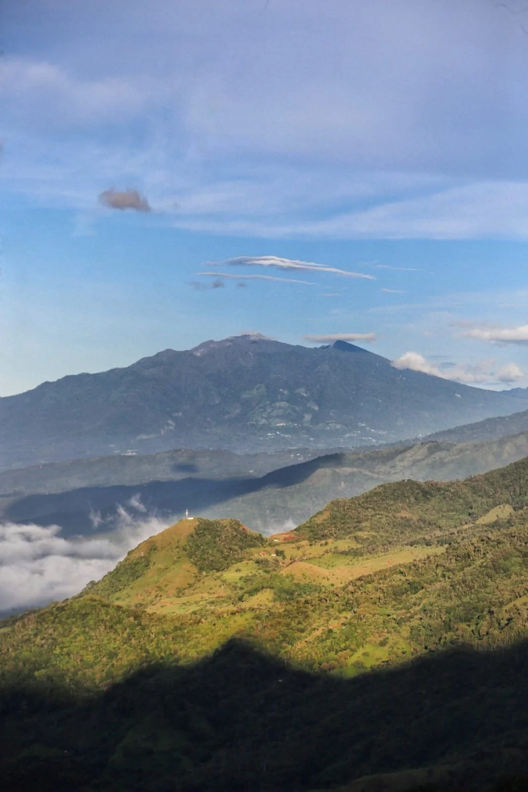 Ghosts of the Rainforest: The Secret Life of Jaguars in Panama