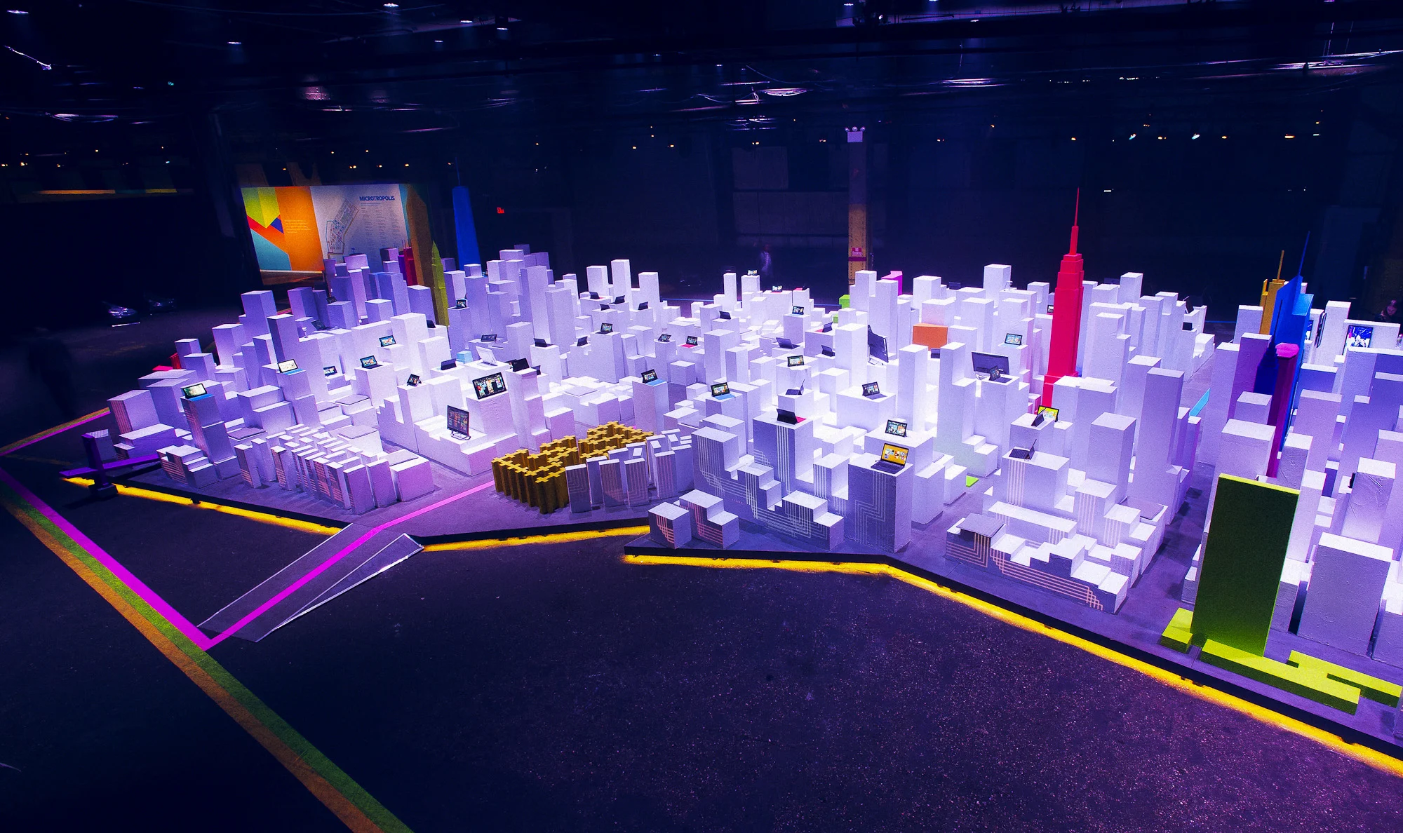 JL_MICROTROPOLIS_OPEN-114_web 2.jpg