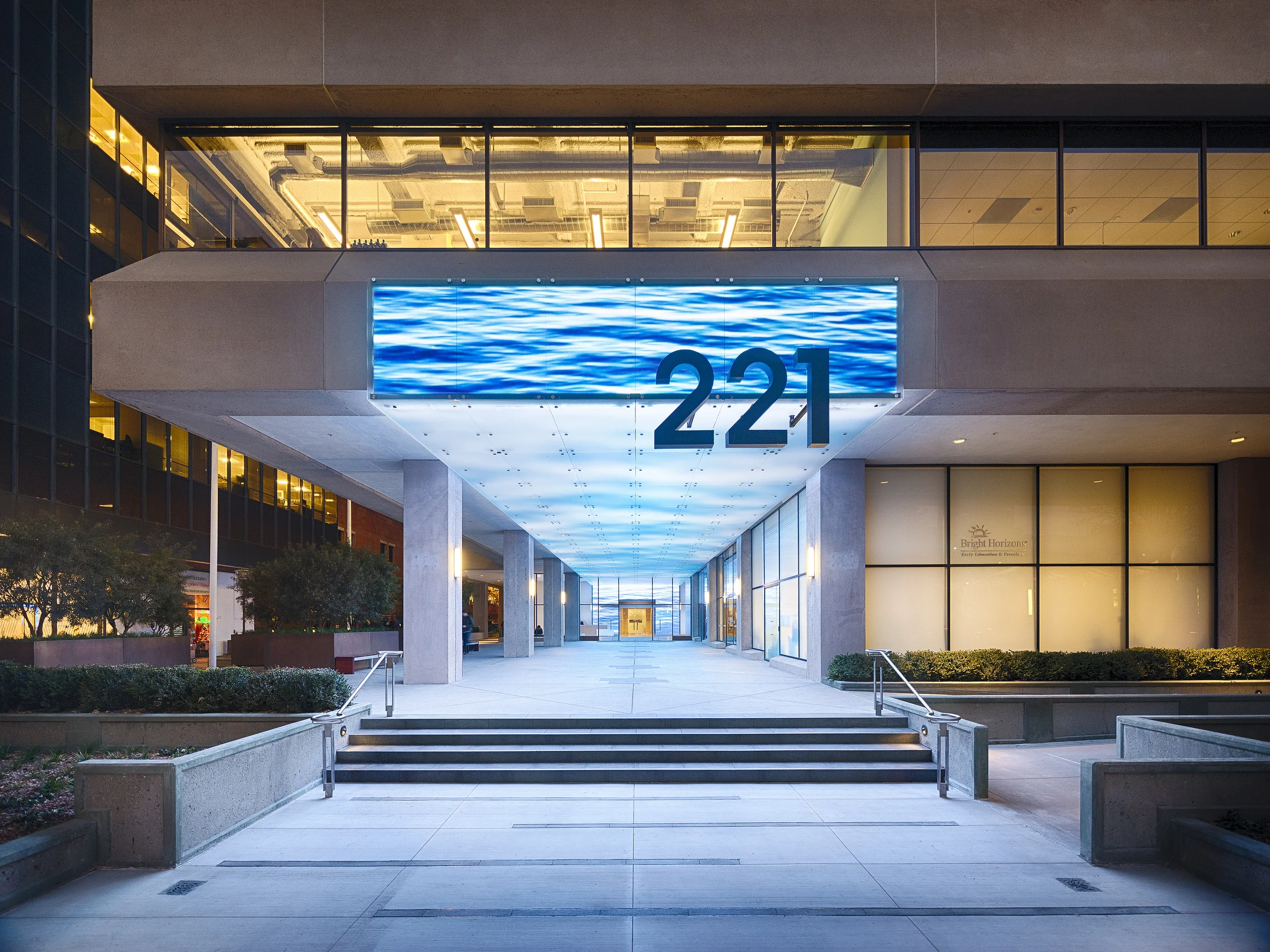221Main6716.jpg