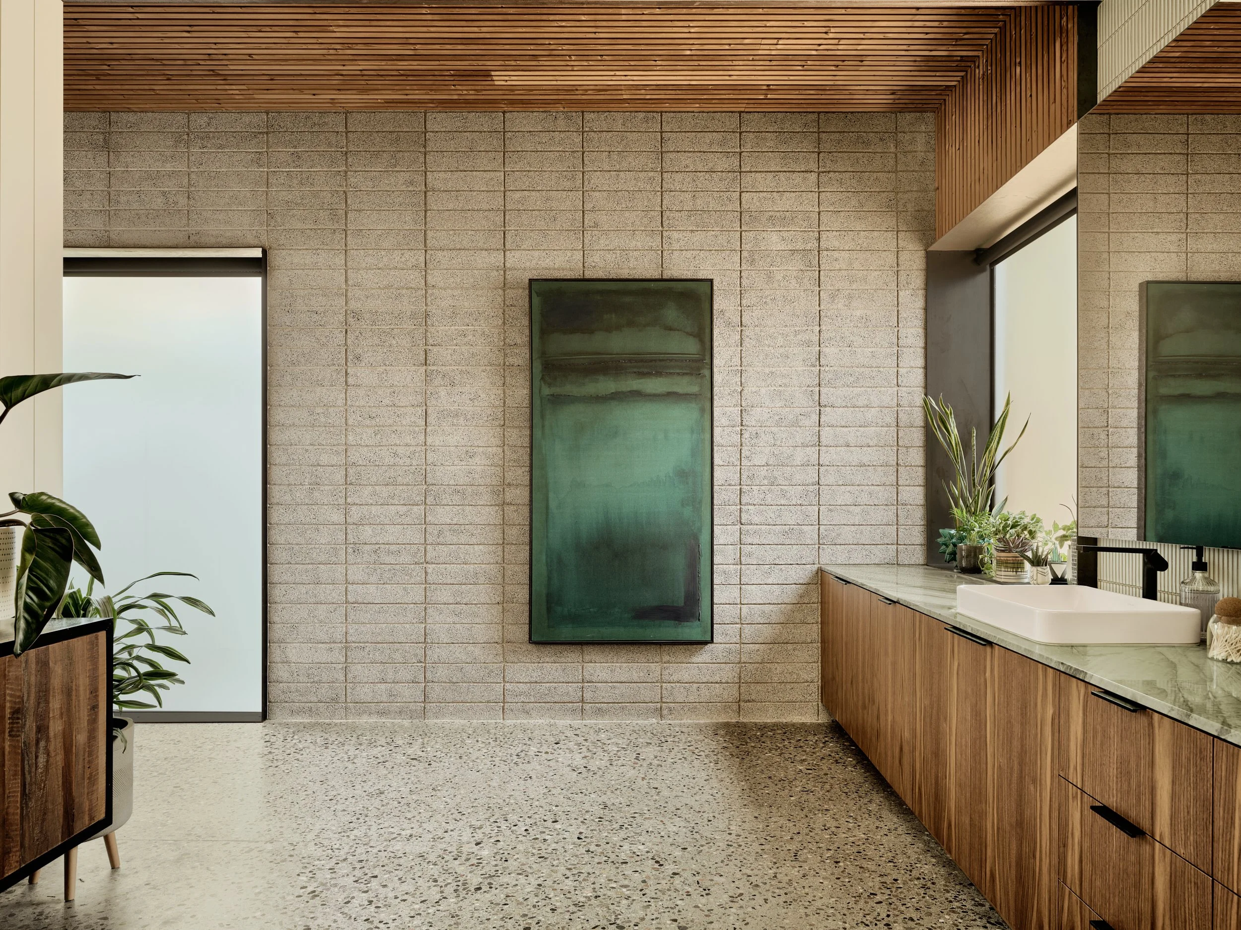 Web 036 Identity E Cochise primary bathroom 14108.jpeg