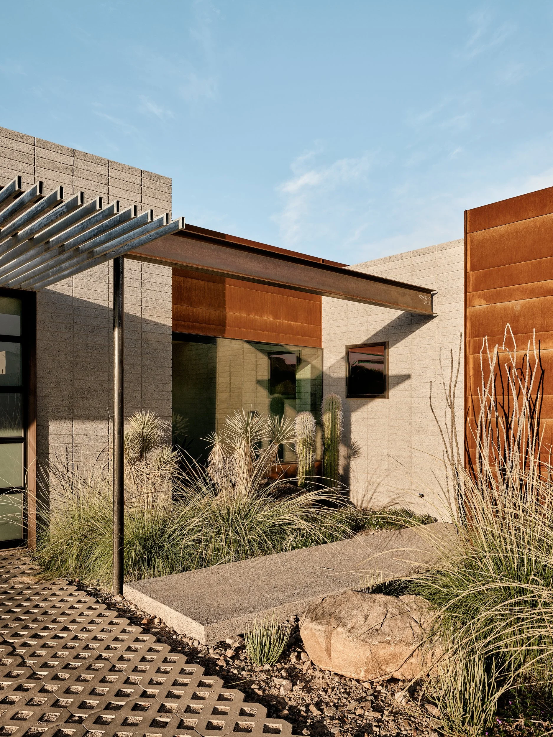 Web 036 Identity E Cochise garager entrance detail 0254.jpeg