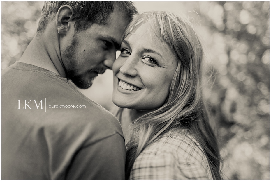 Milwaukee-Fun-Engagement-Session-Wisconsin-Wedding-Photographer_0004.jpg