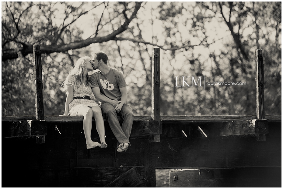 railroad-engagement-session.jpg