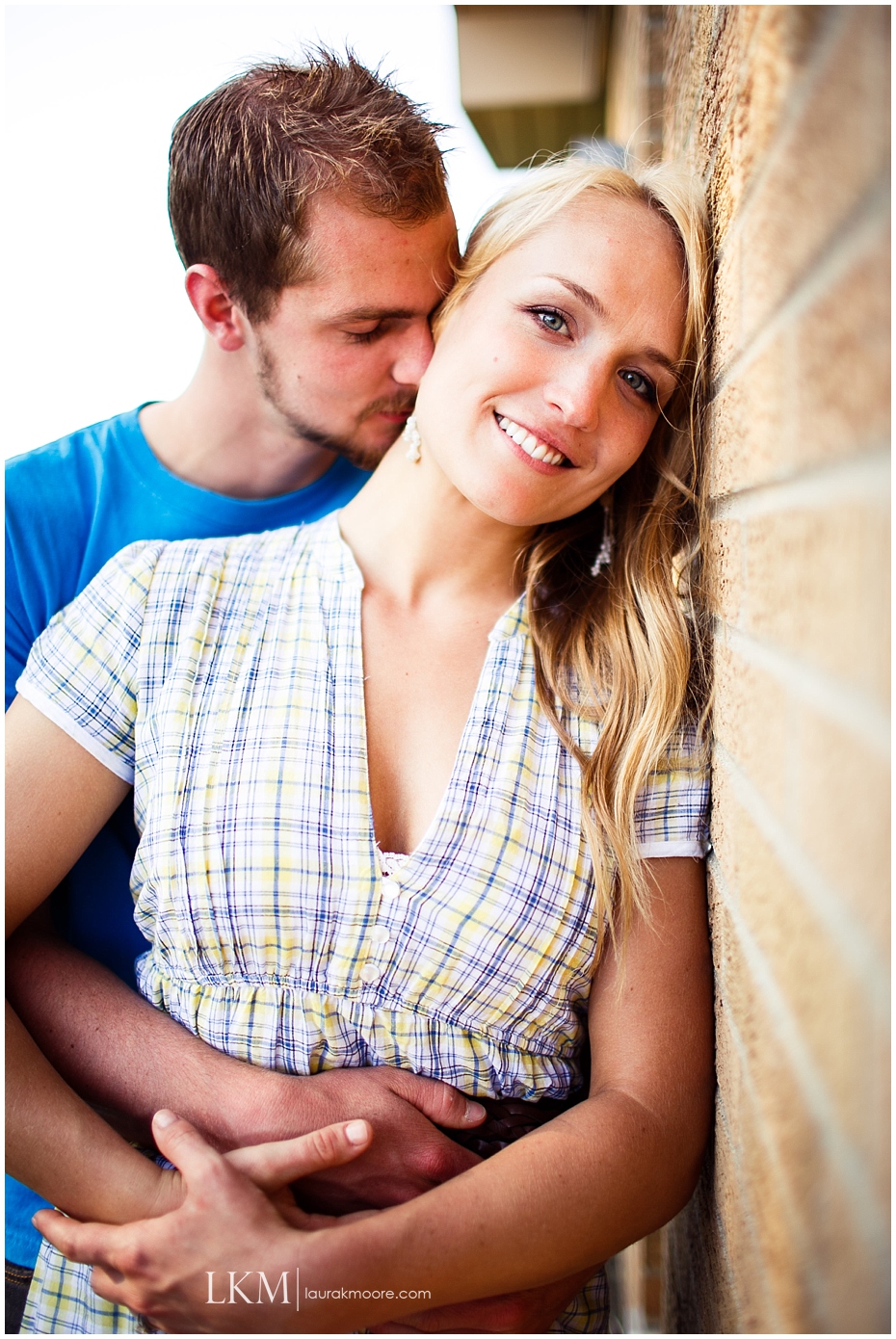Milwaukee-Fun-Engagement-Session-Wisconsin-Wedding-Photographer_0011.jpg